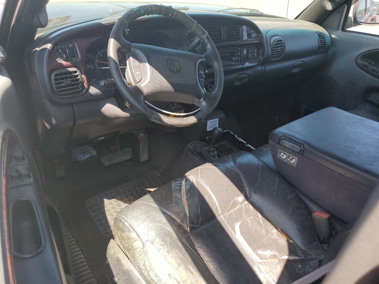 1B7HF13ZXYJ123683 2000 Dodge Ram 1500