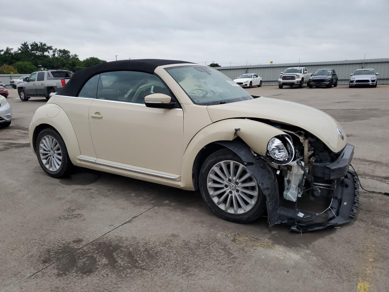 2019 Volkswagen Beetle S VIN: 3VW5DAATXKM500415 Lot: 53047824