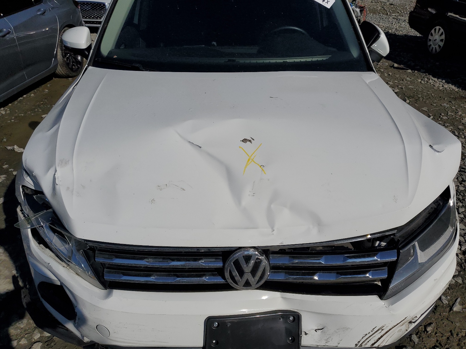 3VV3B7AX4JM090183 2018 Volkswagen Tiguan Se