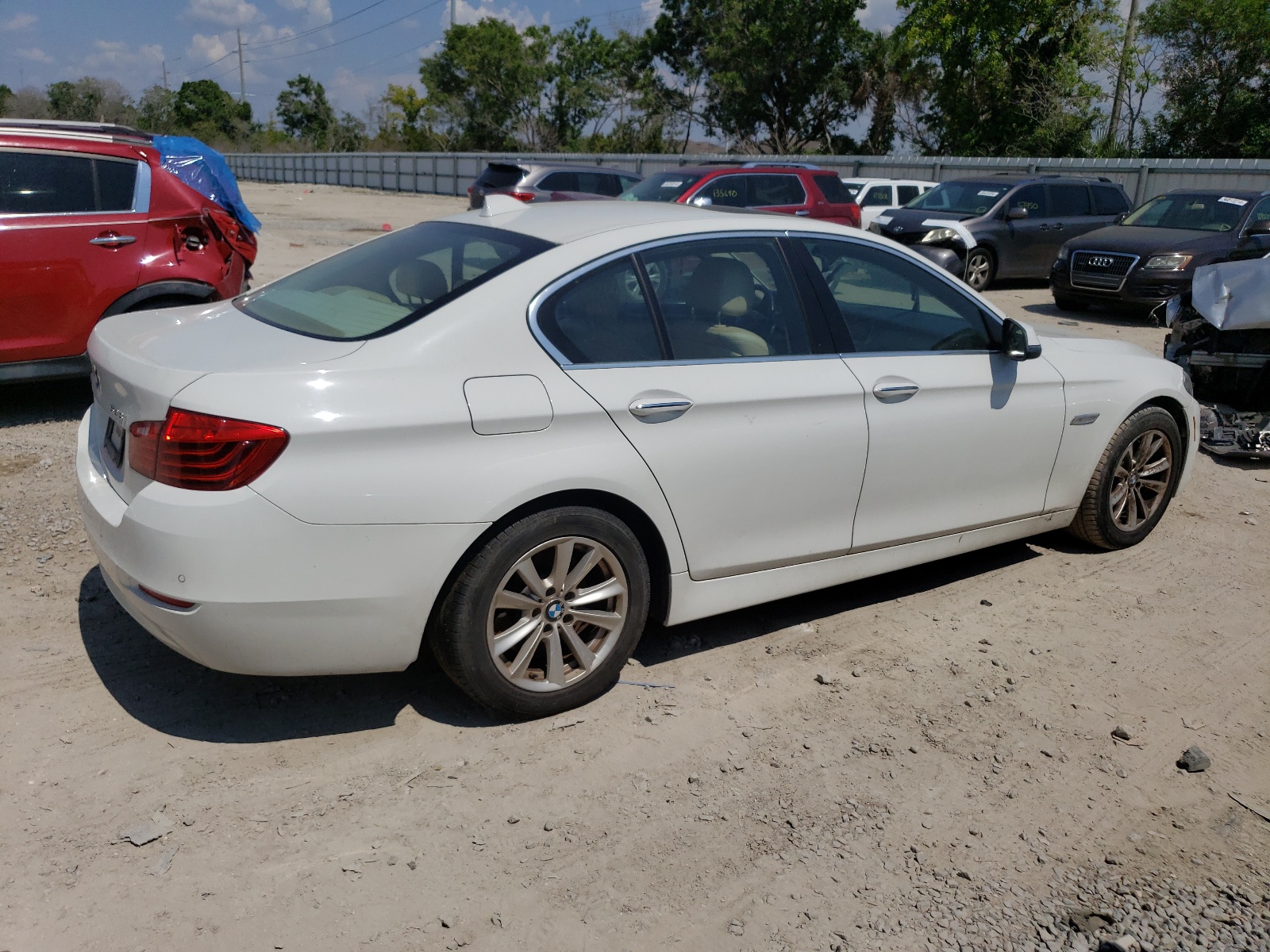 2014 BMW 528 Xi vin: WBA5A7C51ED619612