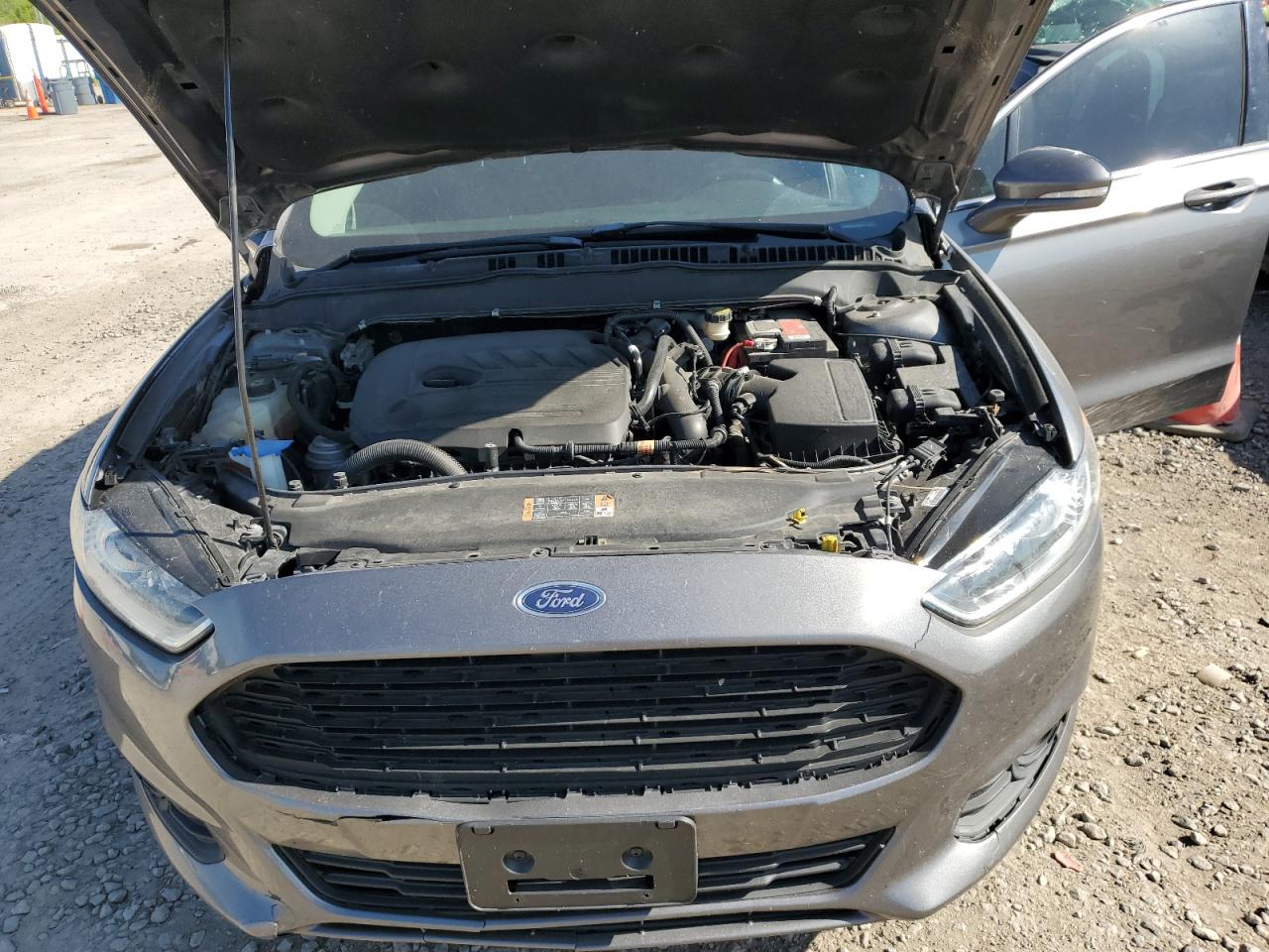 1FA6P0HD1E5386277 2014 Ford Fusion Se