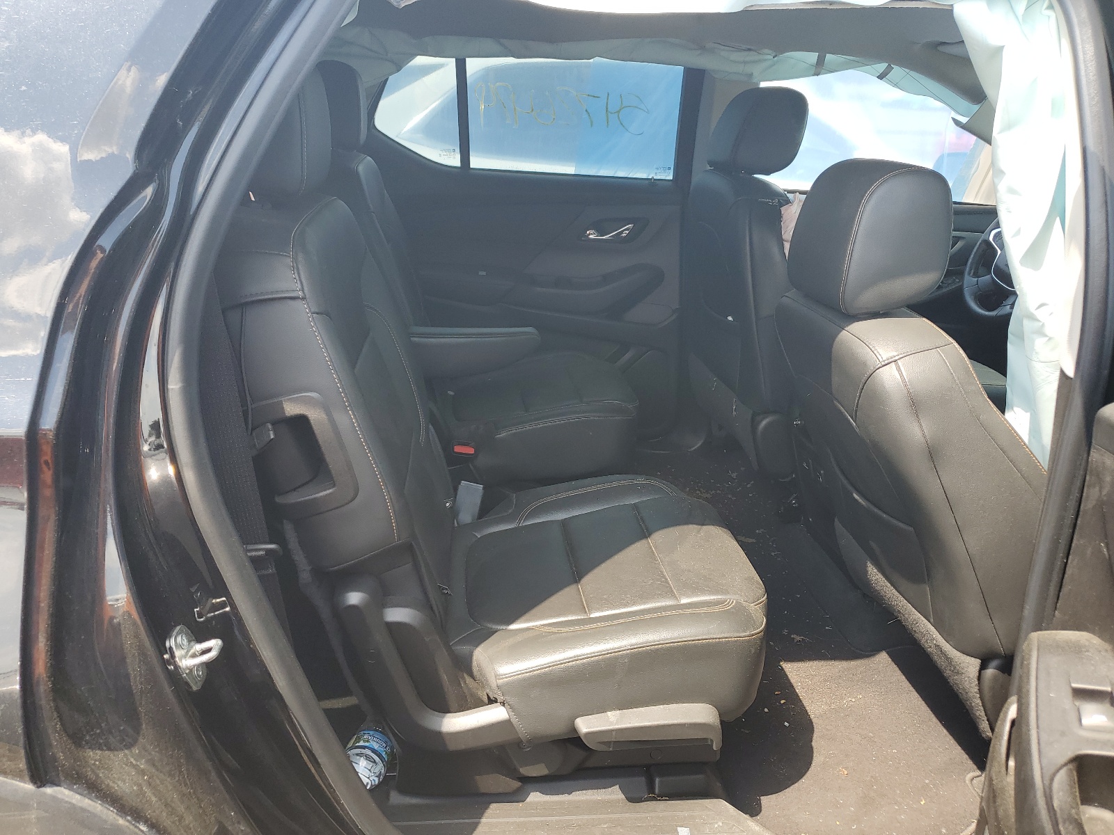 1GNERHKW4KJ310068 2019 Chevrolet Traverse Lt