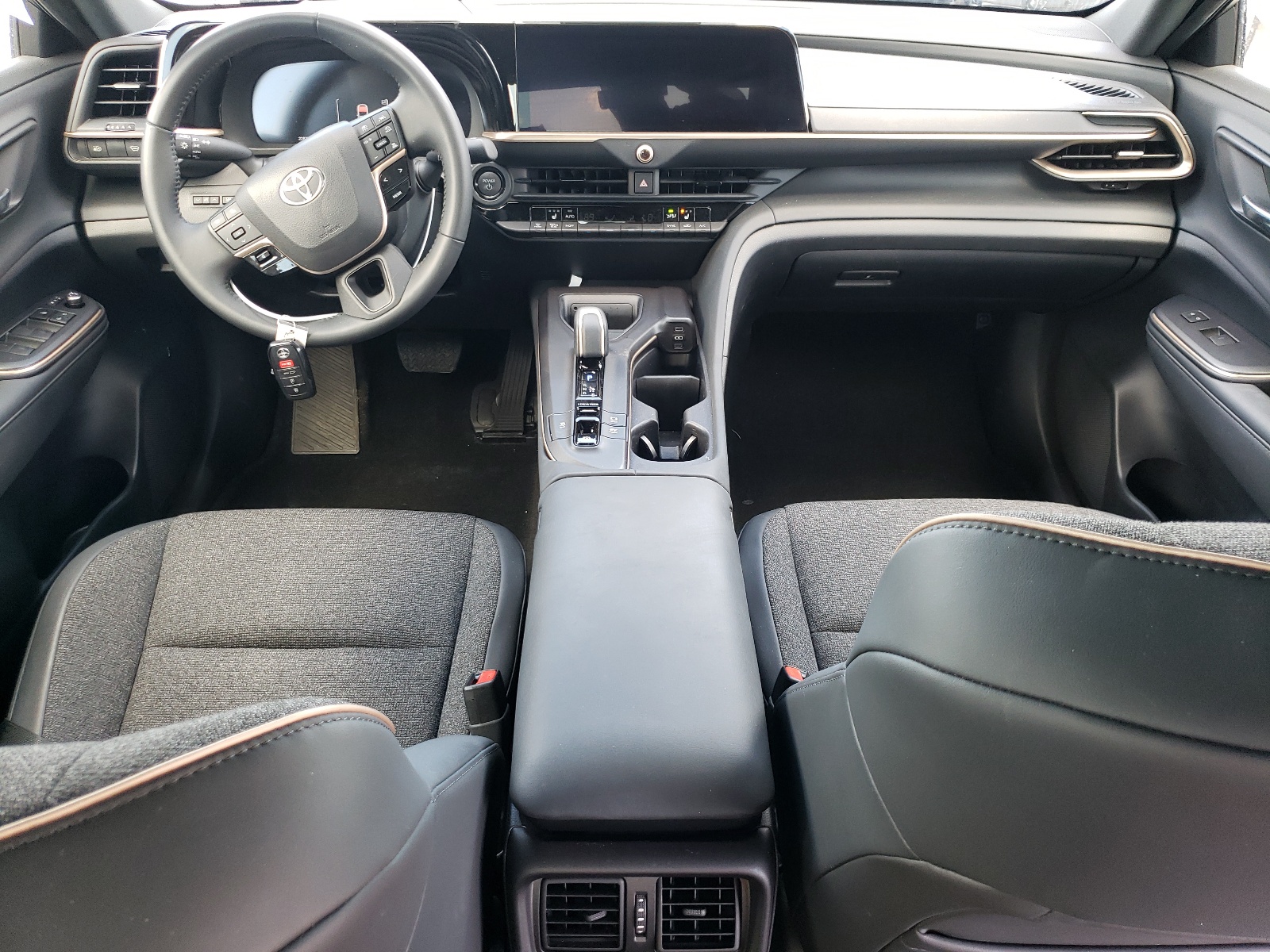 JTDAAAAFXP3011557 2023 Toyota Crown Xle