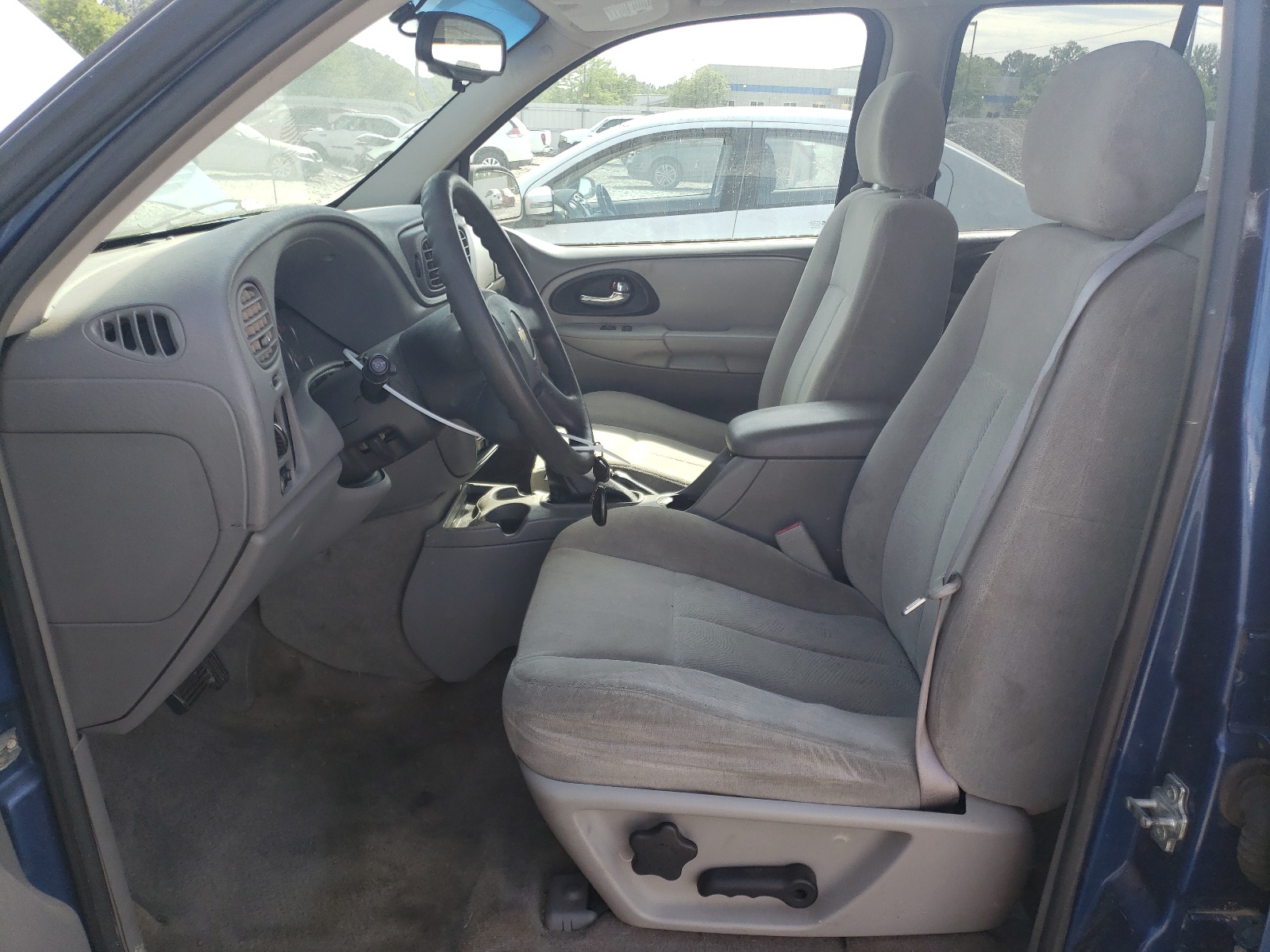 1GNDT13S052234198 2005 Chevrolet Trailblazer Ls