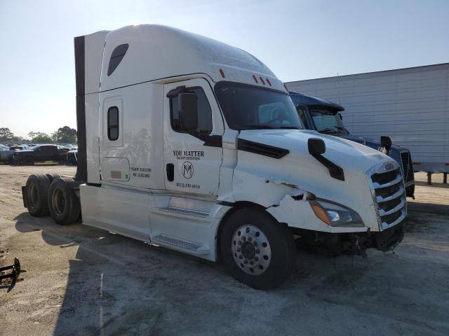 2020 Freightliner Cascadia 126 