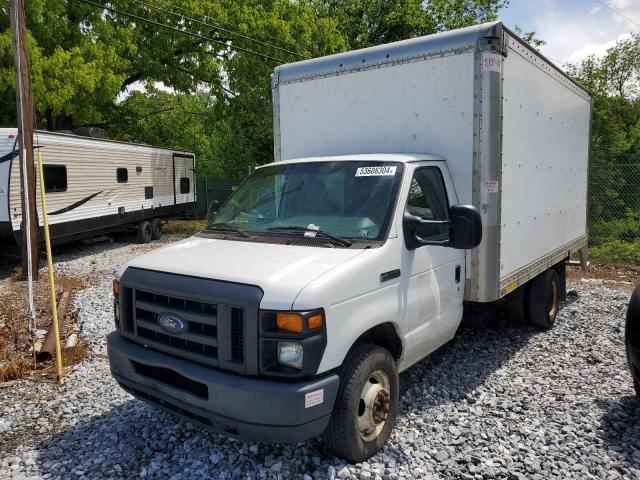 2017 Ford Econoline E350 Super Duty Cutaway Van