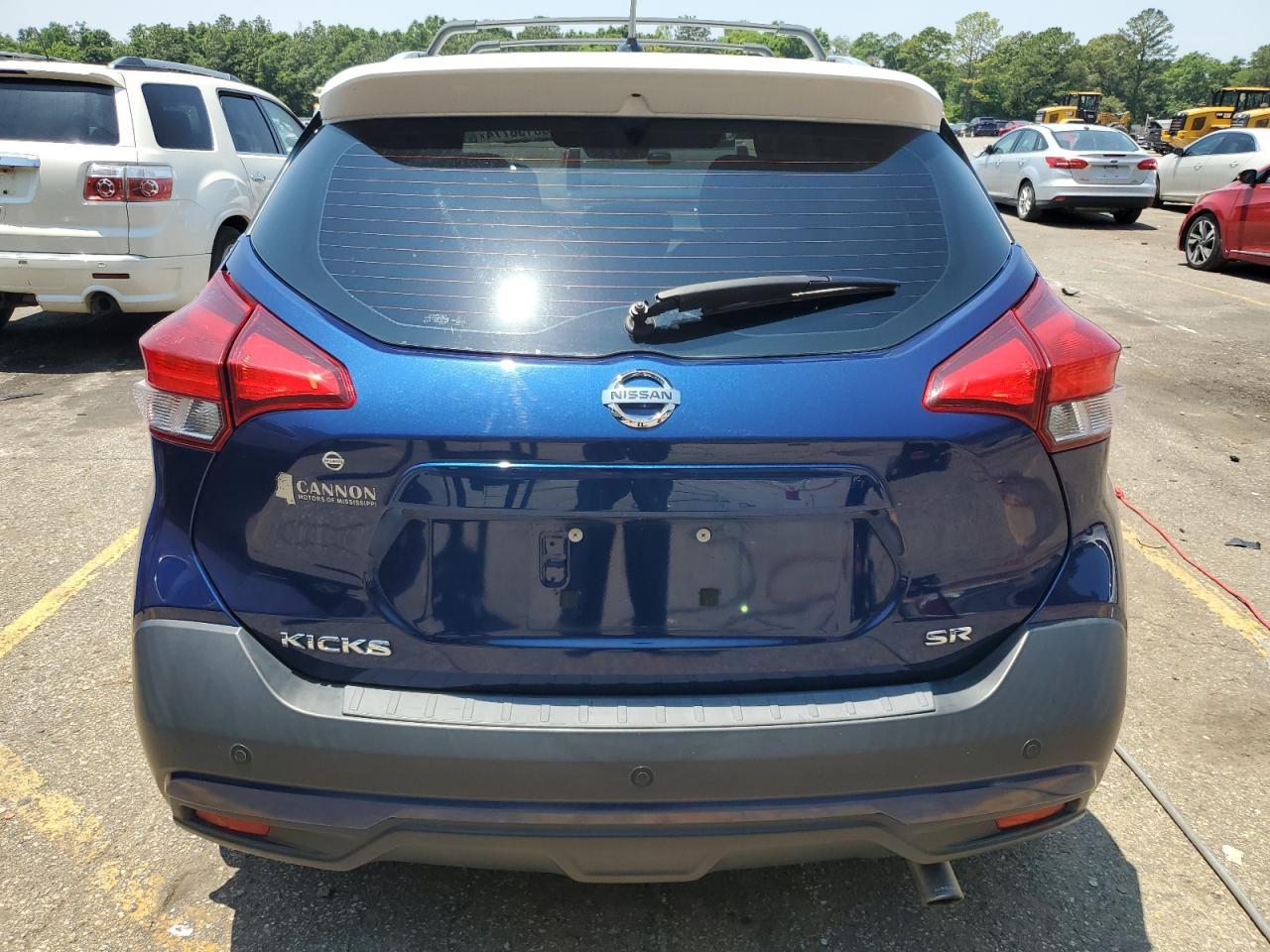 2018 Nissan Kicks S VIN: 3N1CP5CU2JL523127 Lot: 55156774