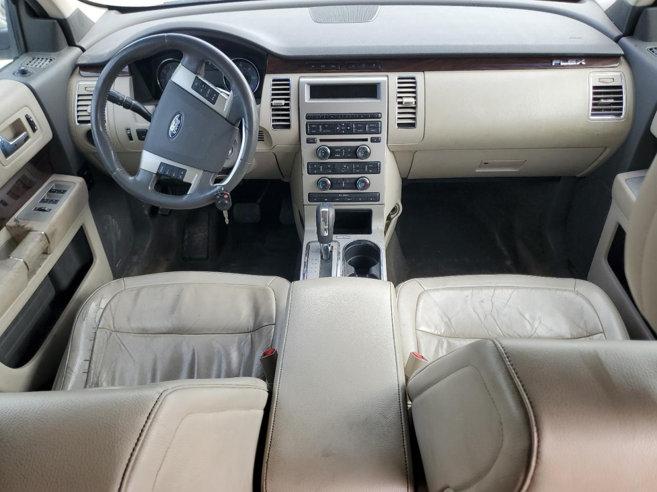 2010 Ford Flex - Image 8