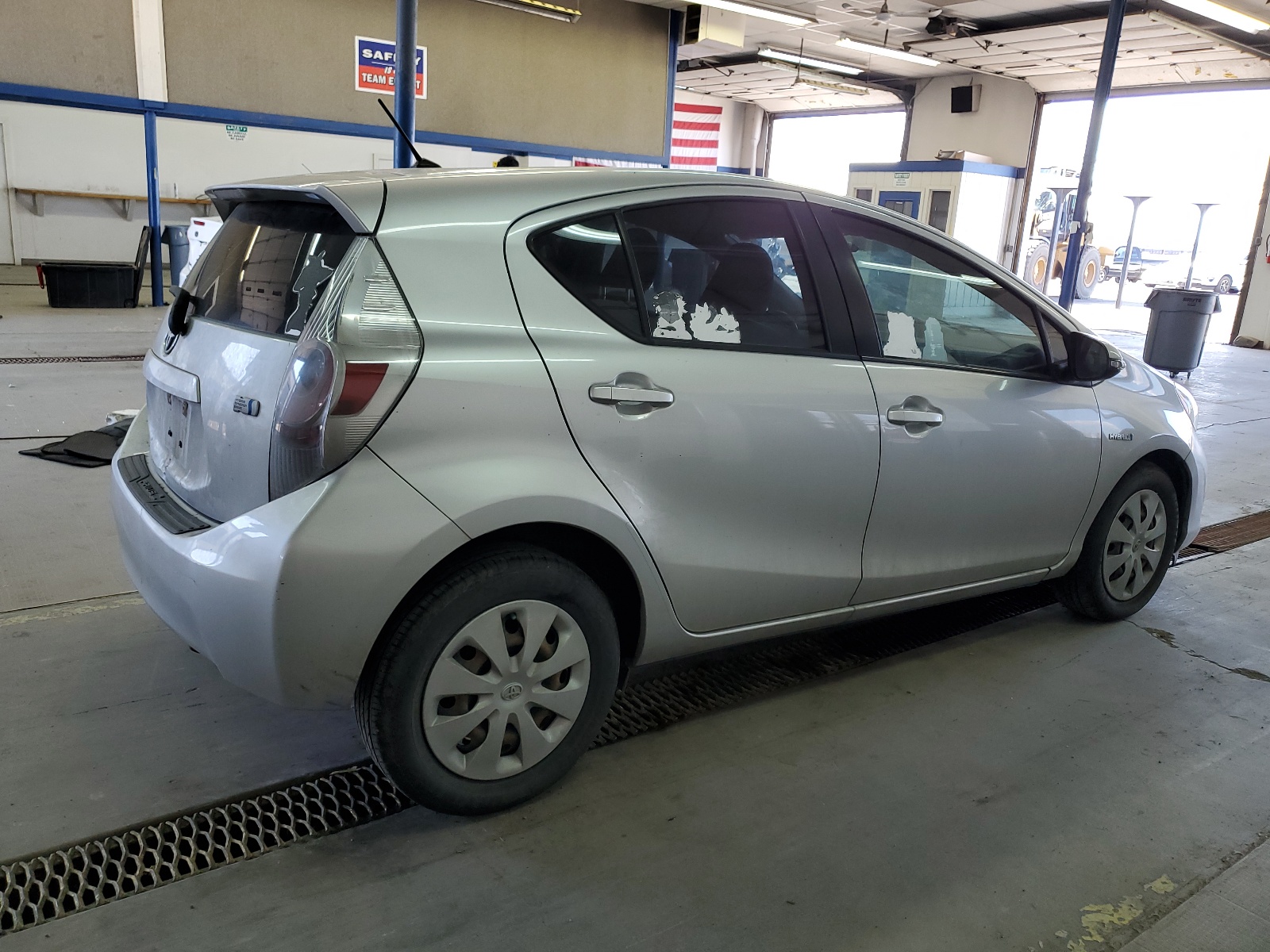 2014 Toyota Prius C vin: JTDKDTB31E1562321