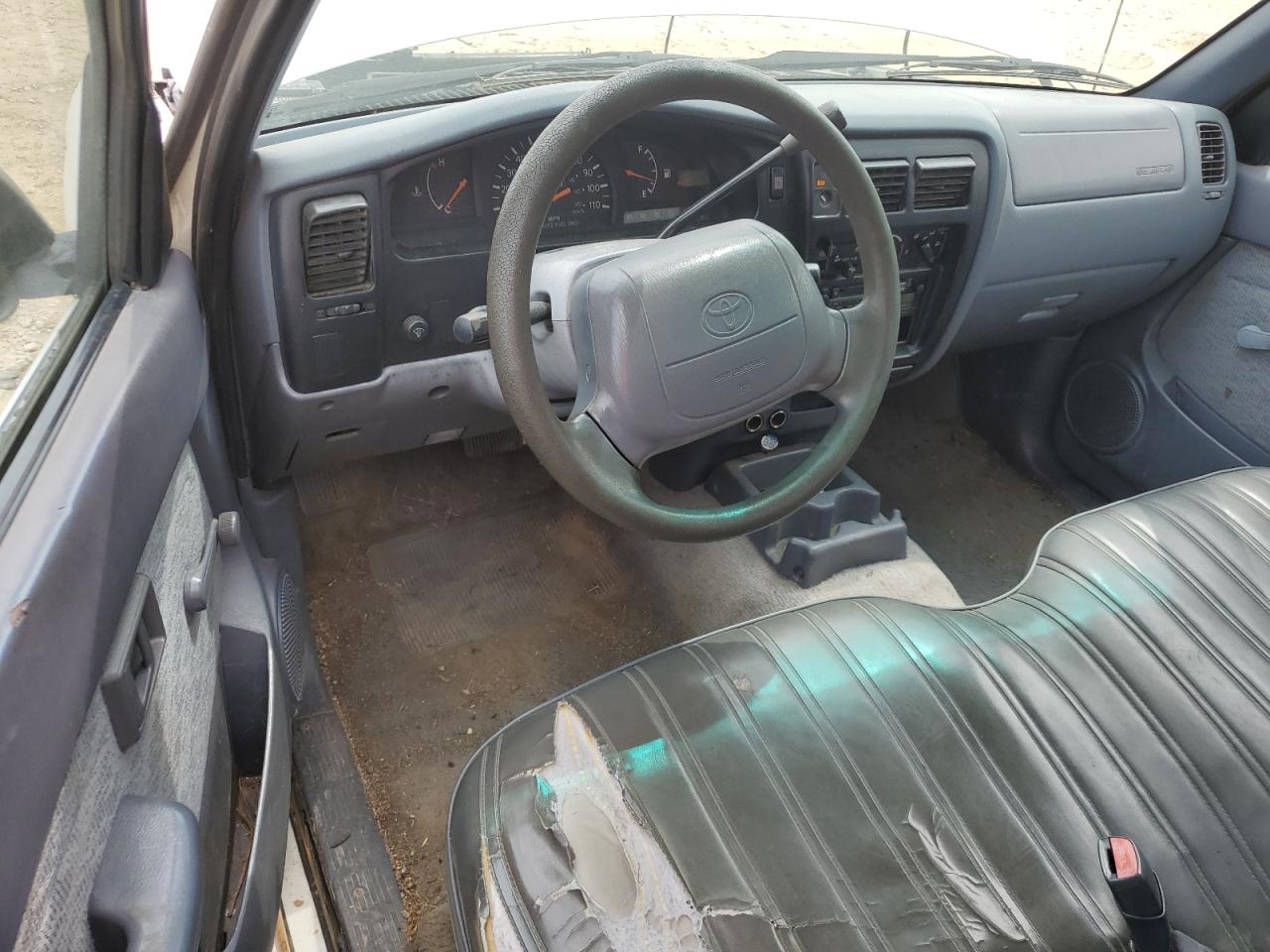 1999 Toyota Tacoma VIN: 4TANL42N3XZ504248 Lot: 55393114