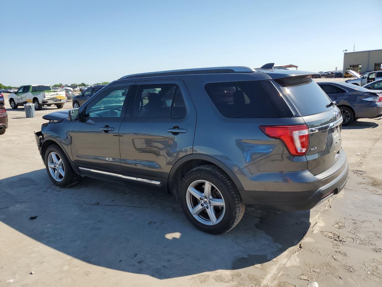 1FM5K7D86KGB14082 2019 FORD EXPLORER - Image 2