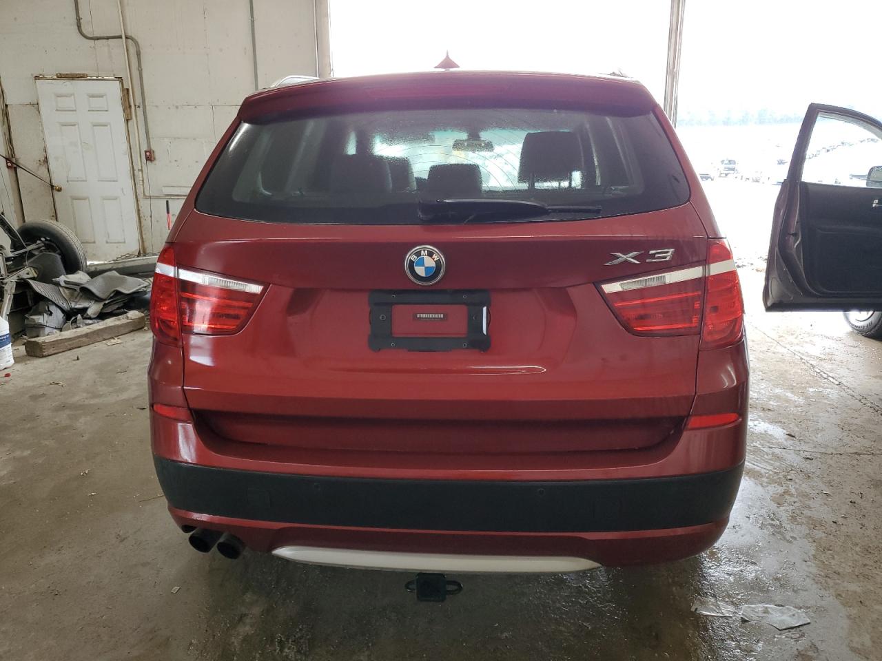 2011 BMW X3 xDrive28I VIN: 5UXWX5C55BL701112 Lot: 53771054