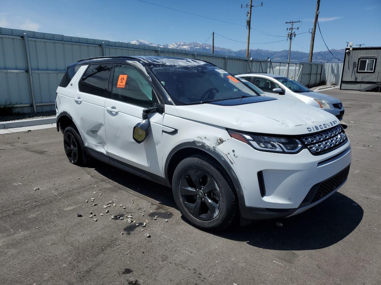 2020 Land Rover Discovery - Image 4