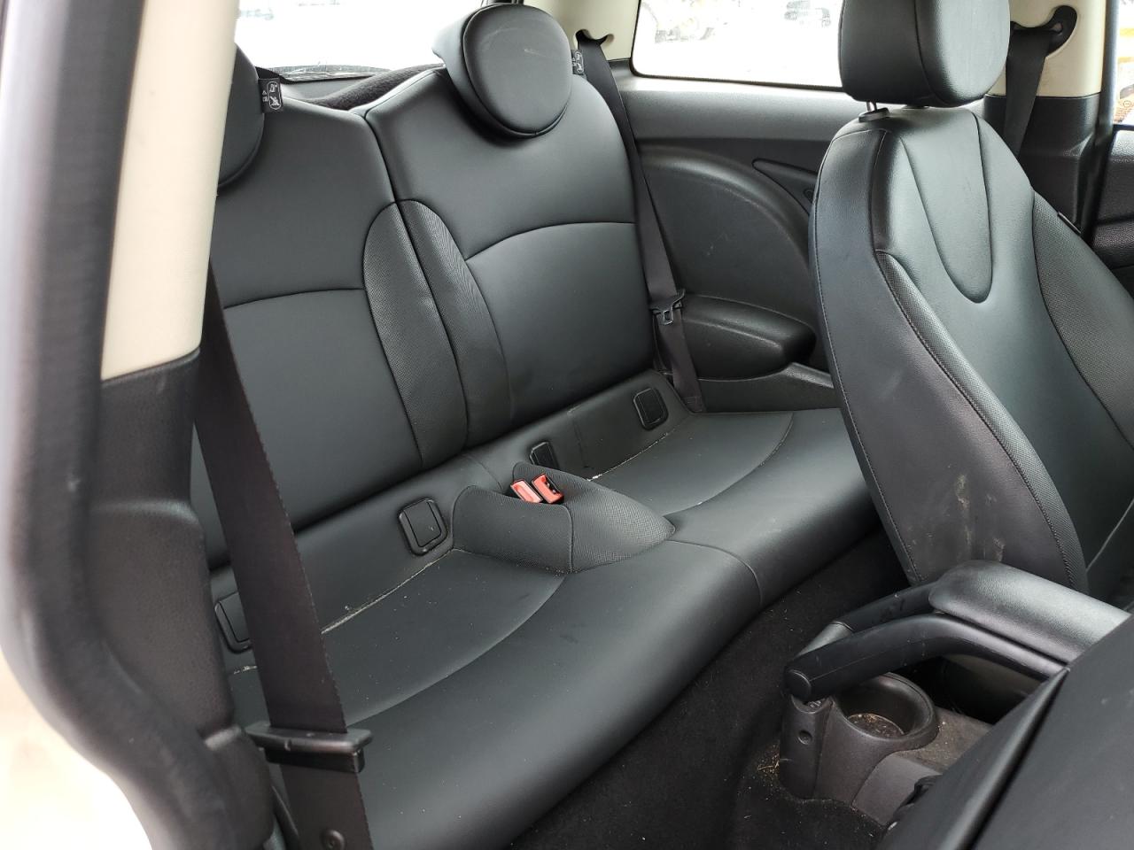 2013 MINI Cooper - Image 10