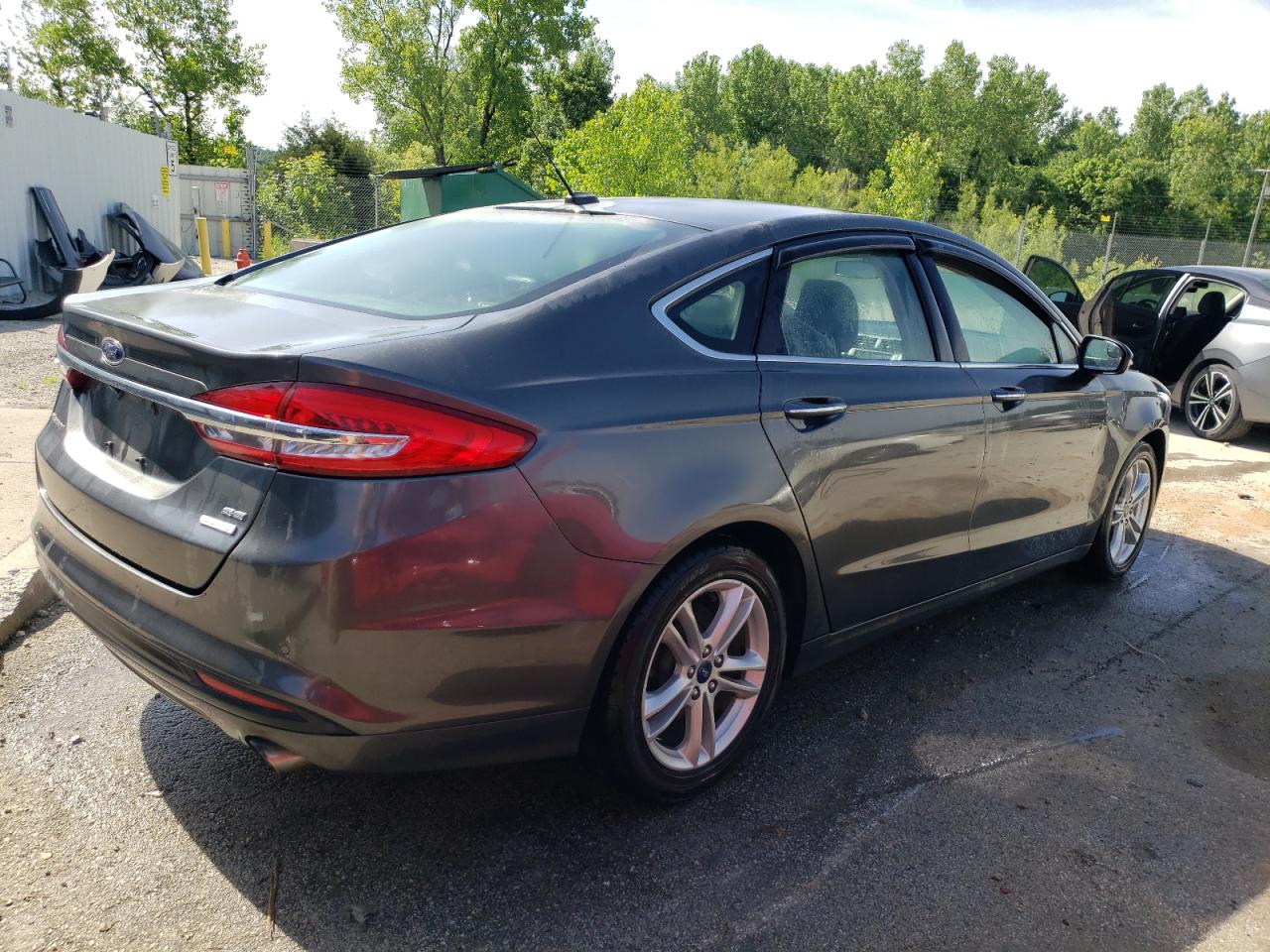 VIN 3FA6P0HDXJR202168 2018 FORD FUSION no.3