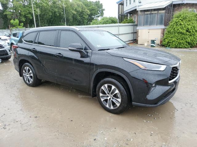  TOYOTA HIGHLANDER 2024 Черный