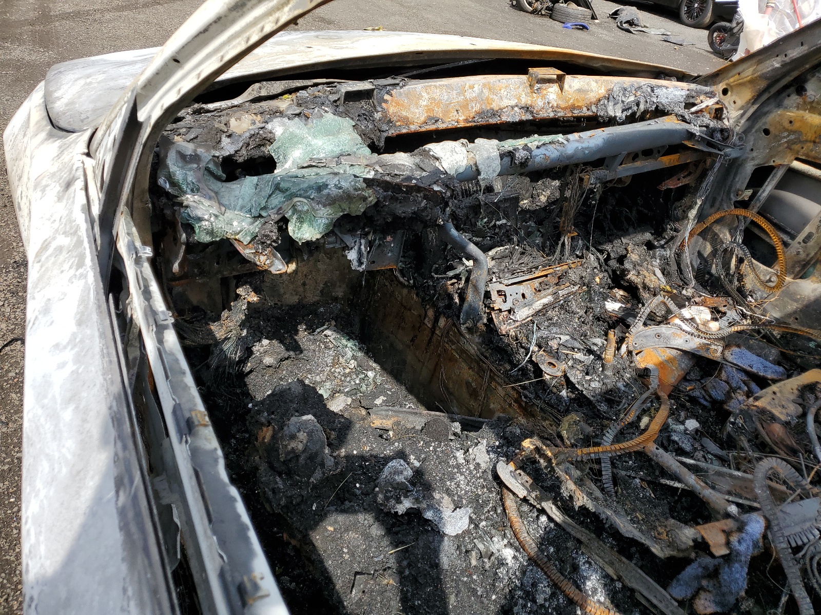 WBAUP9C54DVS95537 2013 BMW 128 I