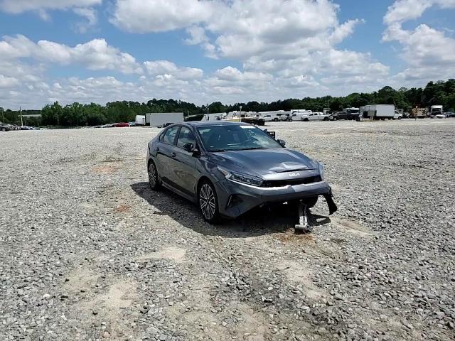 3KPF44AC3NE486154 2022 Kia Forte Gt