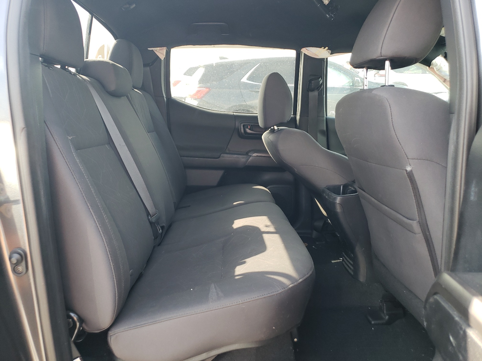 3TMDZ5BNXJM050626 2018 Toyota Tacoma Double Cab