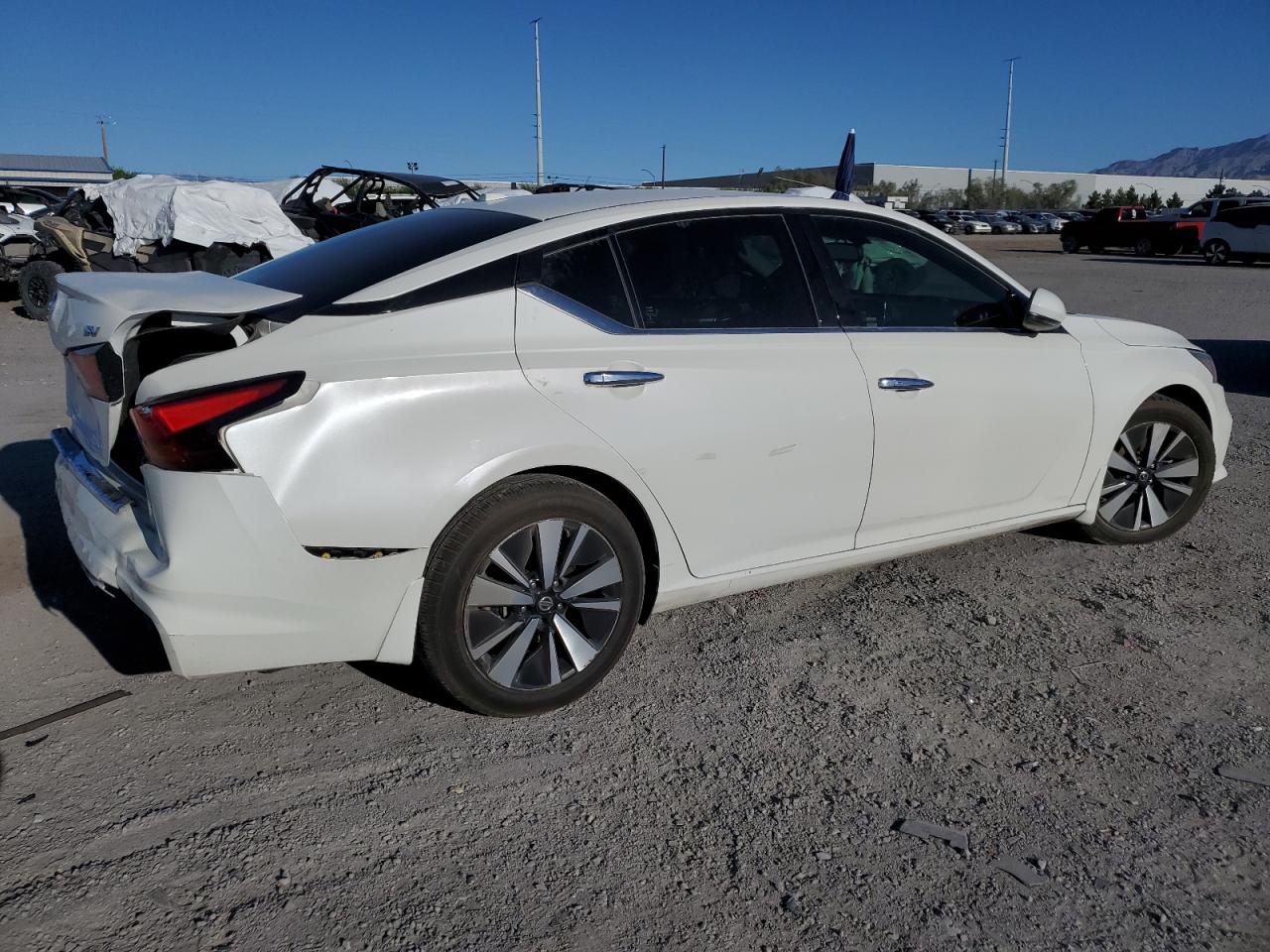 VIN 1N4BL4DV6LC183846 2020 NISSAN ALTIMA no.3