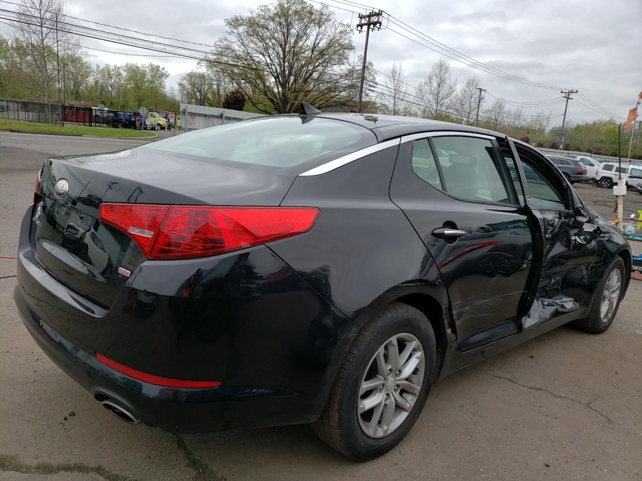 2013 Kia Optima - Image 3