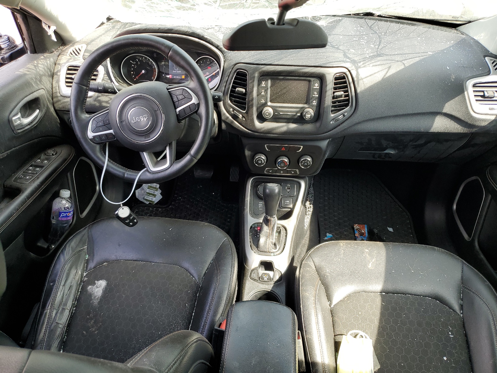 3C4NJDBB9JT167972 2018 Jeep Compass Latitude