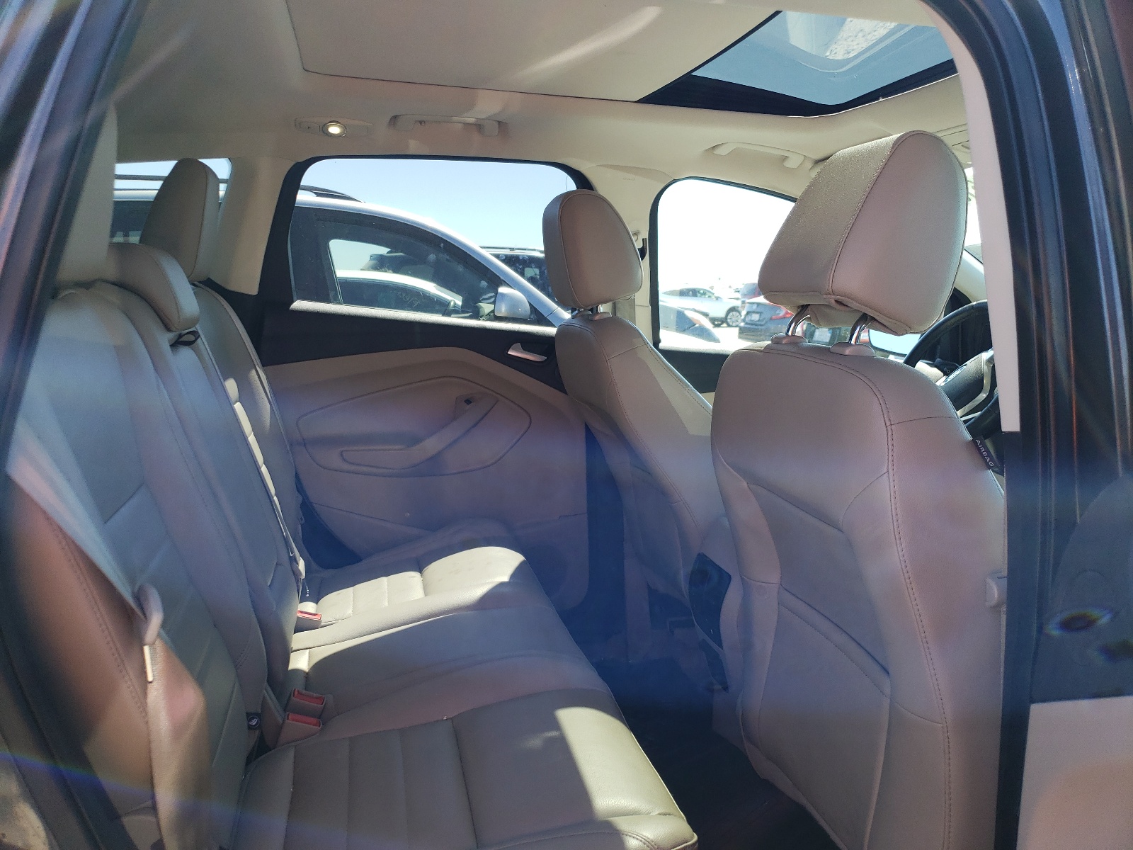 1FMCU0JX0FUA09260 2015 Ford Escape Titanium