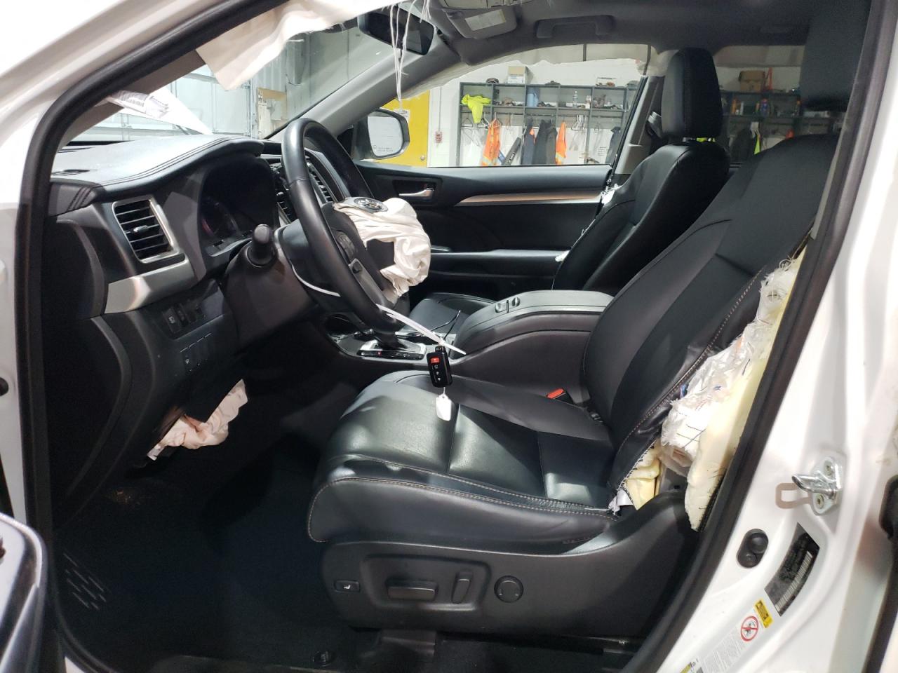 2018 Toyota Highlander Se VIN: 5TDJZRFH3JS524902 Lot: 55459304