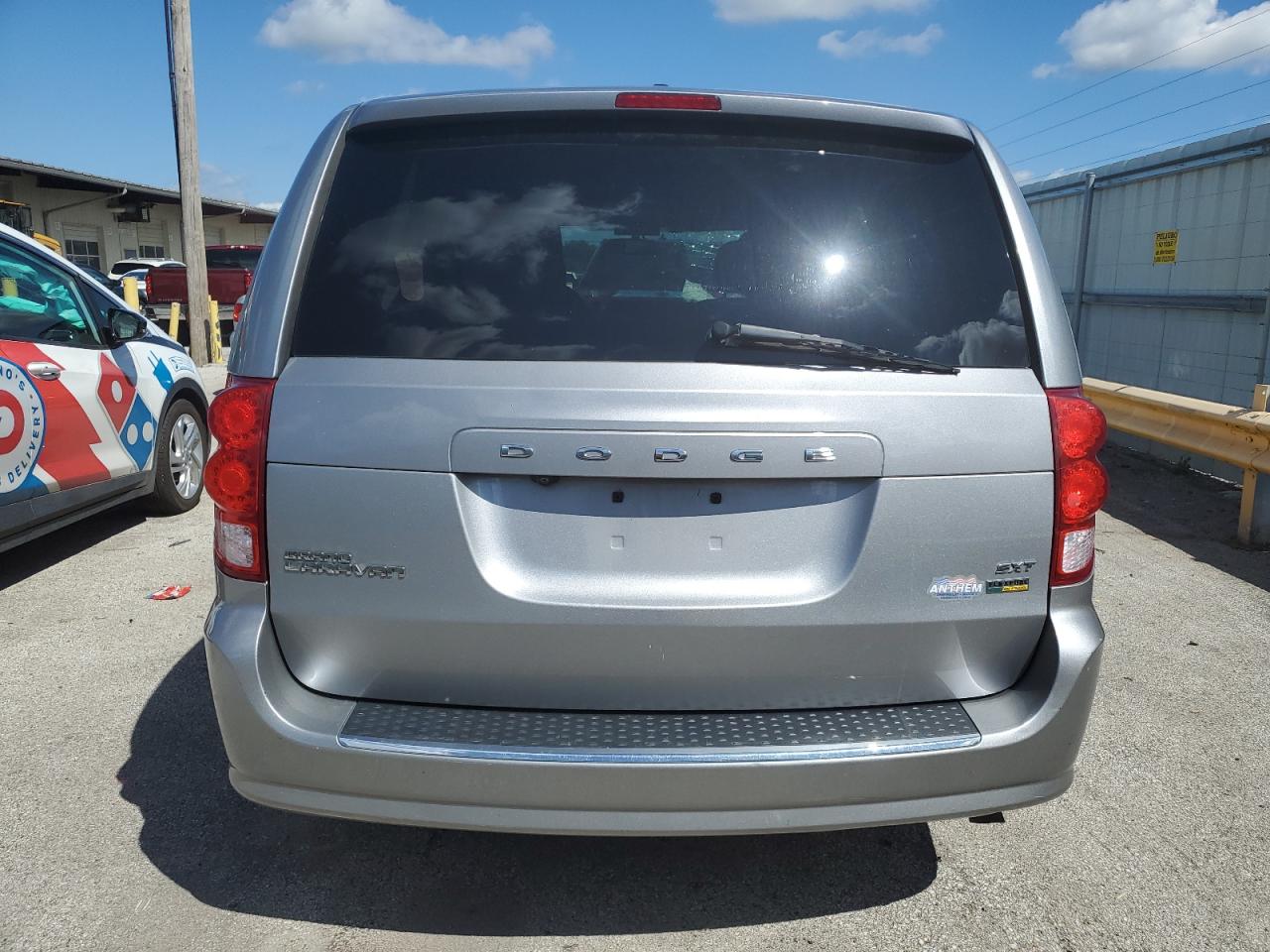 2C4RDGCG5HR825983 2017 Dodge Grand Caravan Sxt