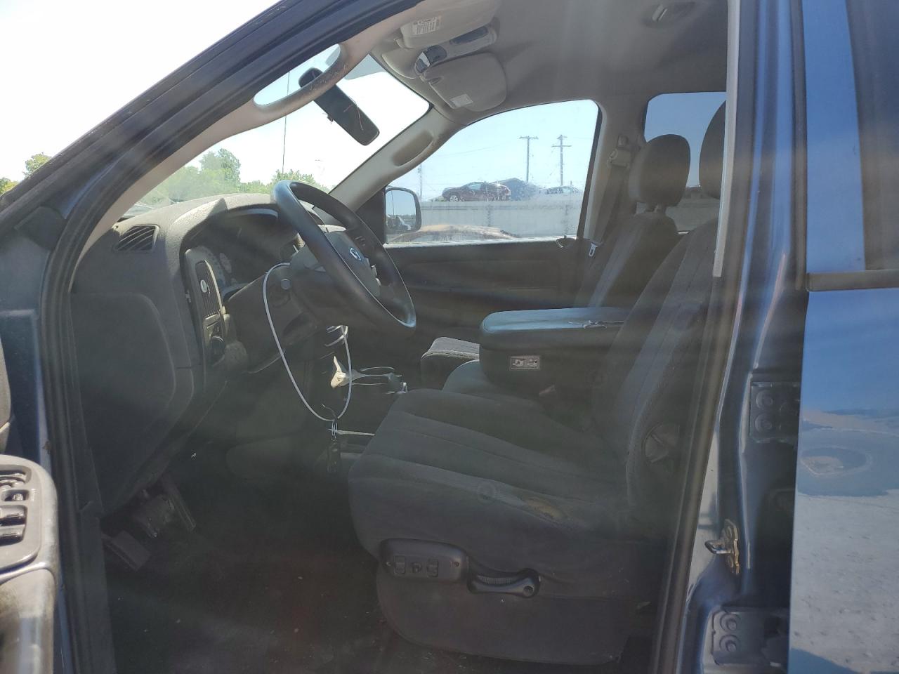 2005 Dodge Ram 1500 St VIN: 1D7HU18N65S174749 Lot: 56000274