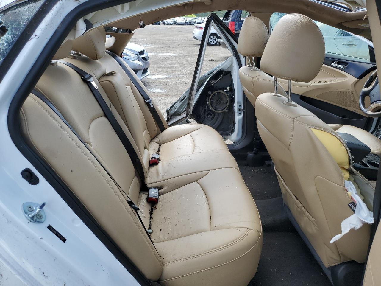 2013 Hyundai Sonata - Image 10