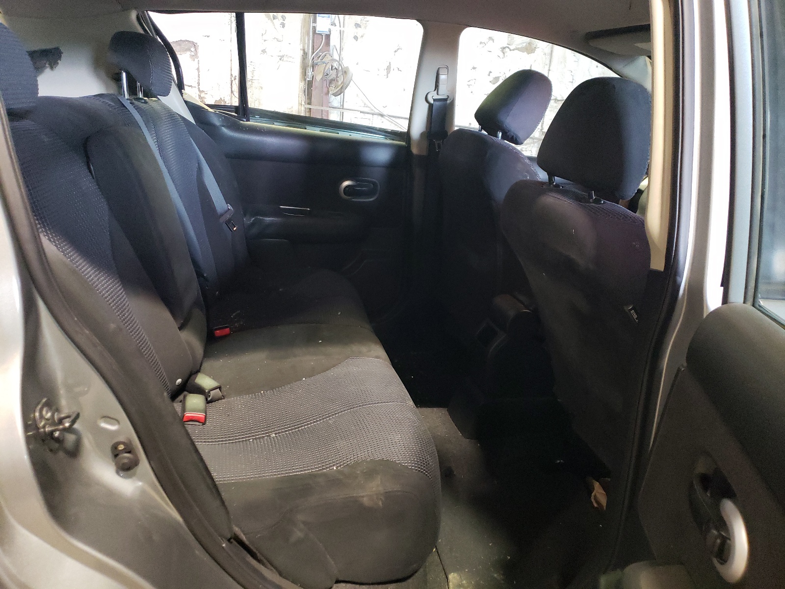 3N1BC1CP6AL438690 2010 Nissan Versa S