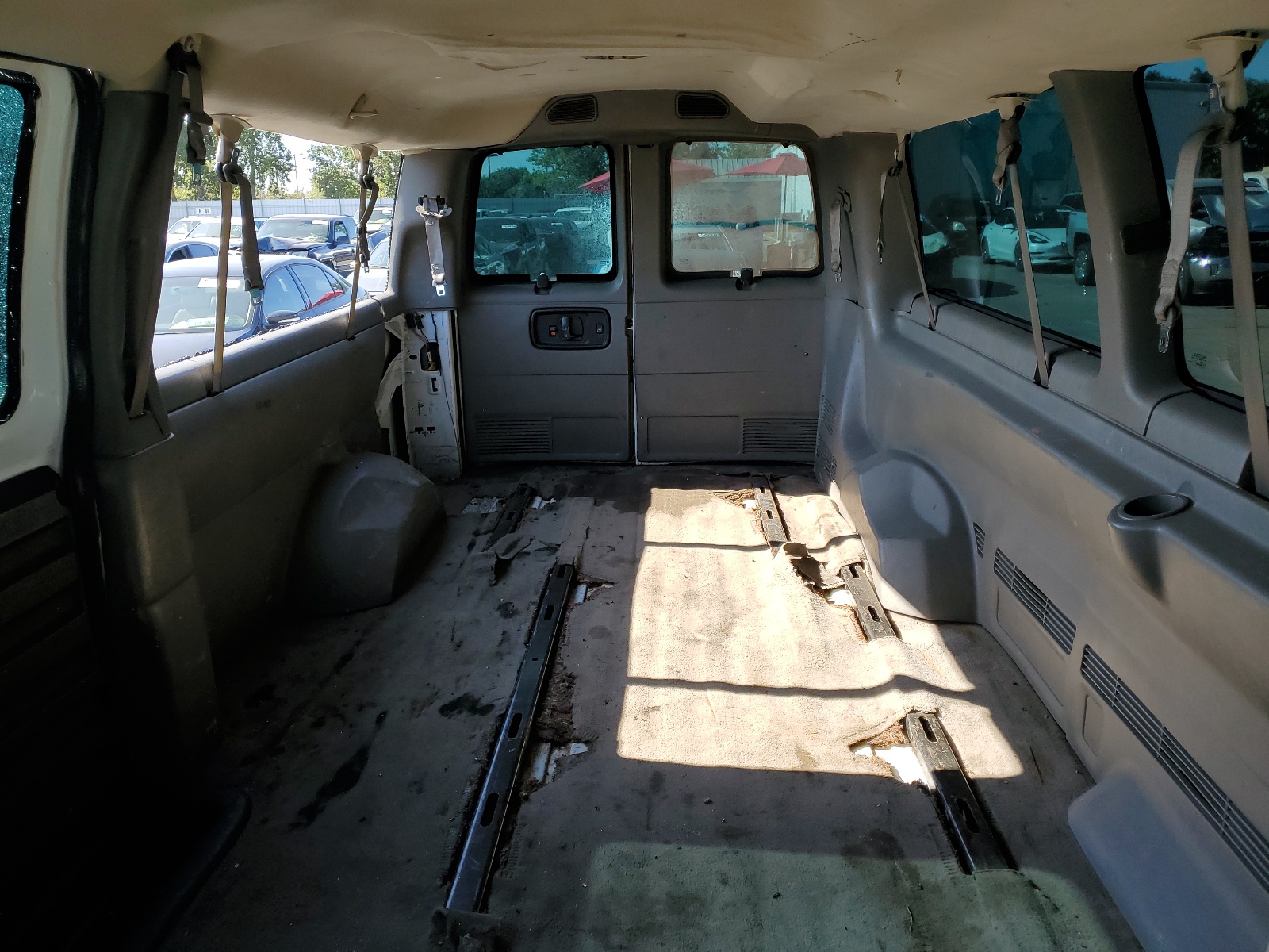 1GAHG39U041220432 2004 Chevrolet Express G3500