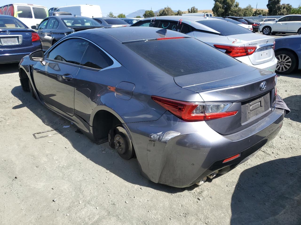2016 Lexus RC - Image 2