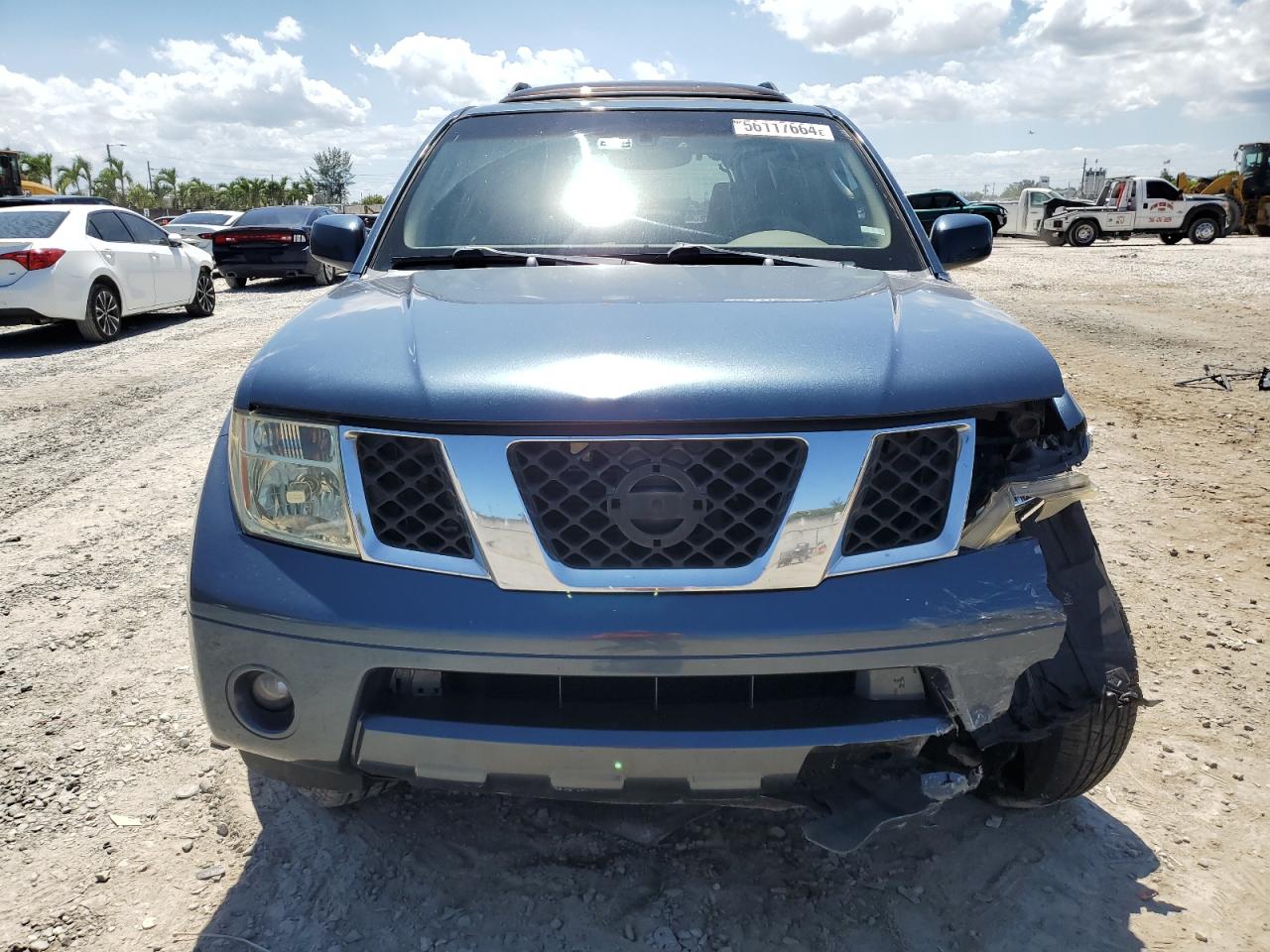 2005 Nissan Pathfinder Le VIN: 5N1AR18U85C776899 Lot: 56117664