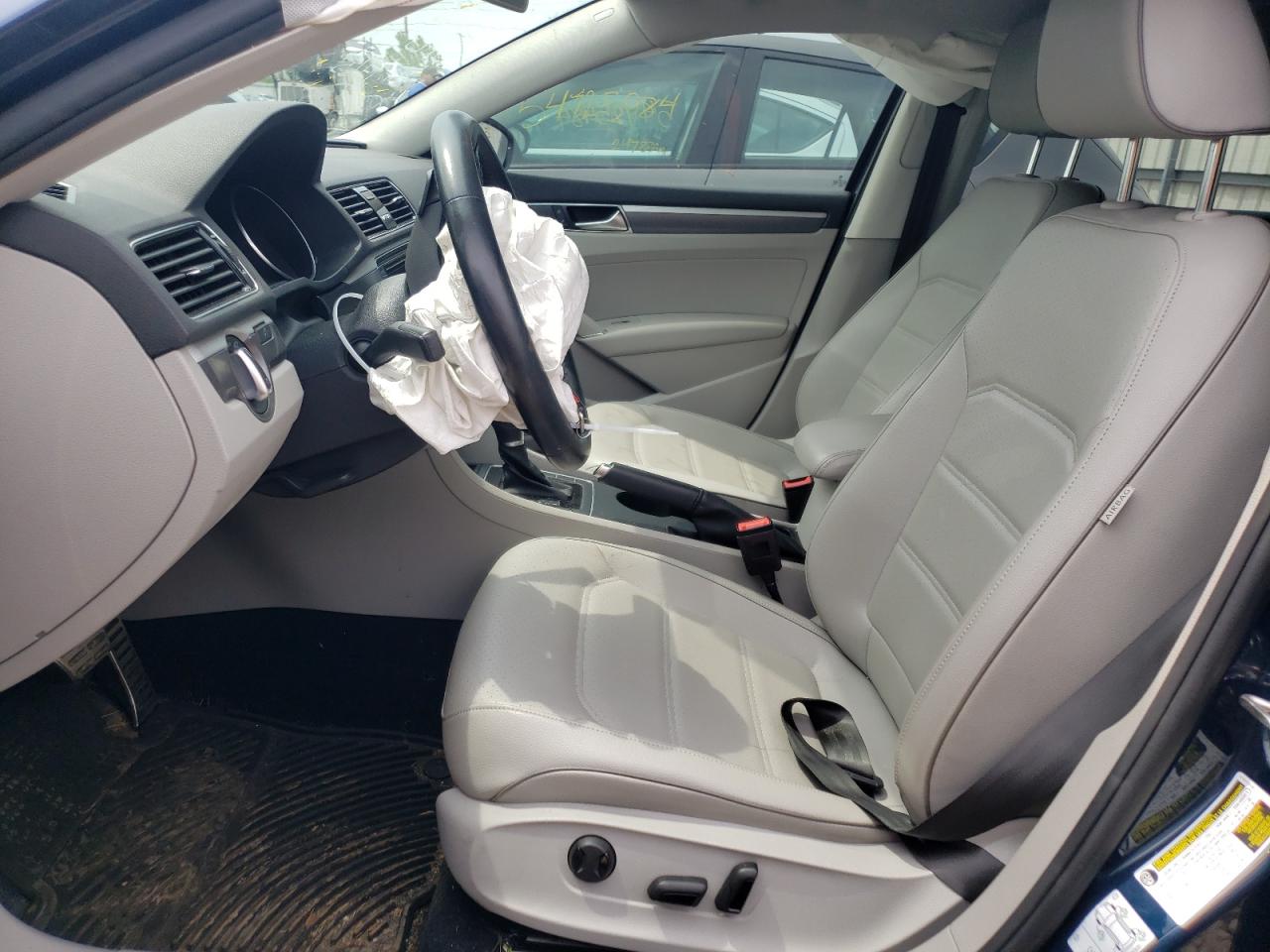 2018 Volkswagen Passat S VIN: 1VWAA7A30JC051465 Lot: 54688634