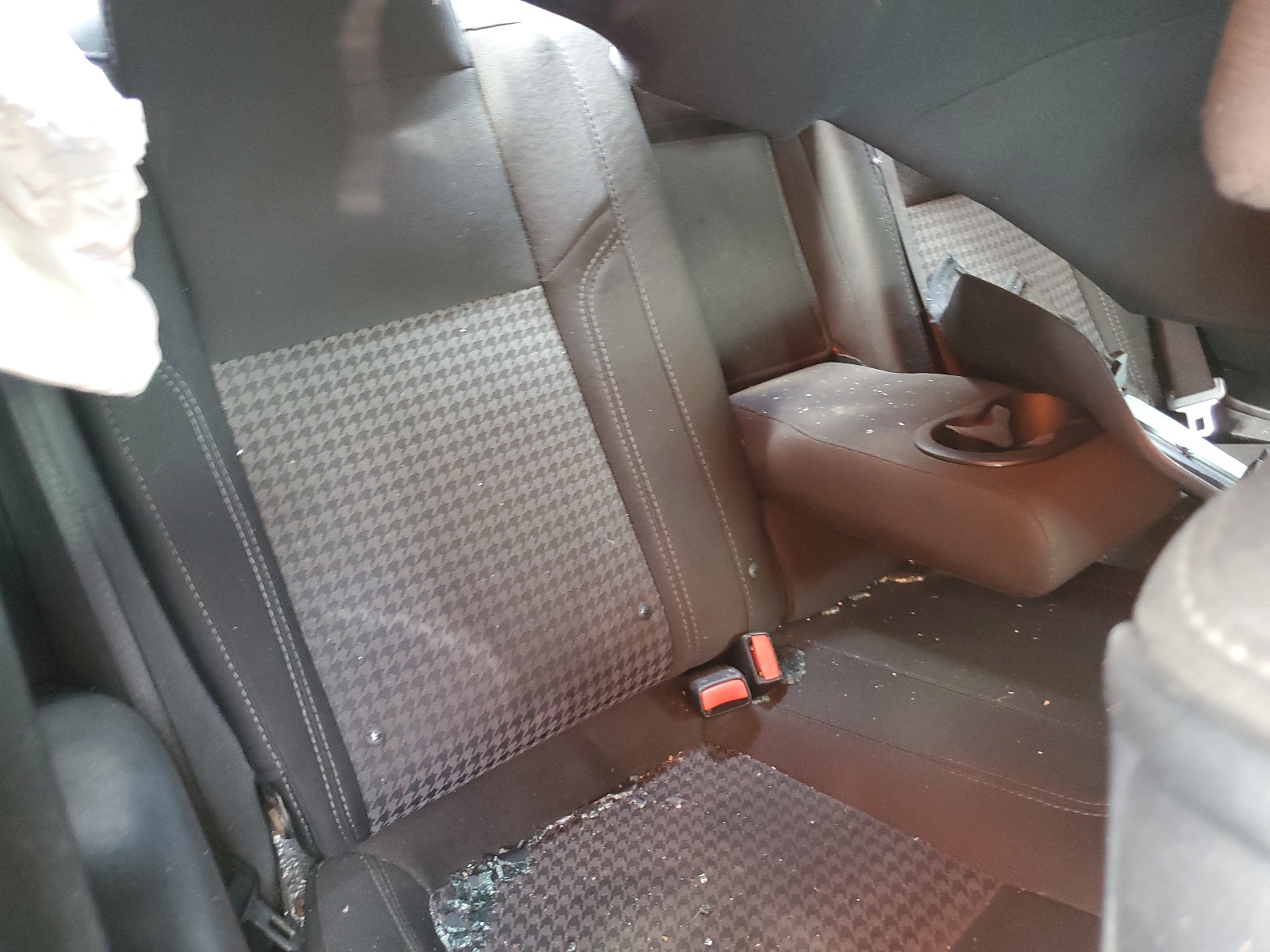 2C3CDZBT3GH171574 2016 Dodge Challenger R/T