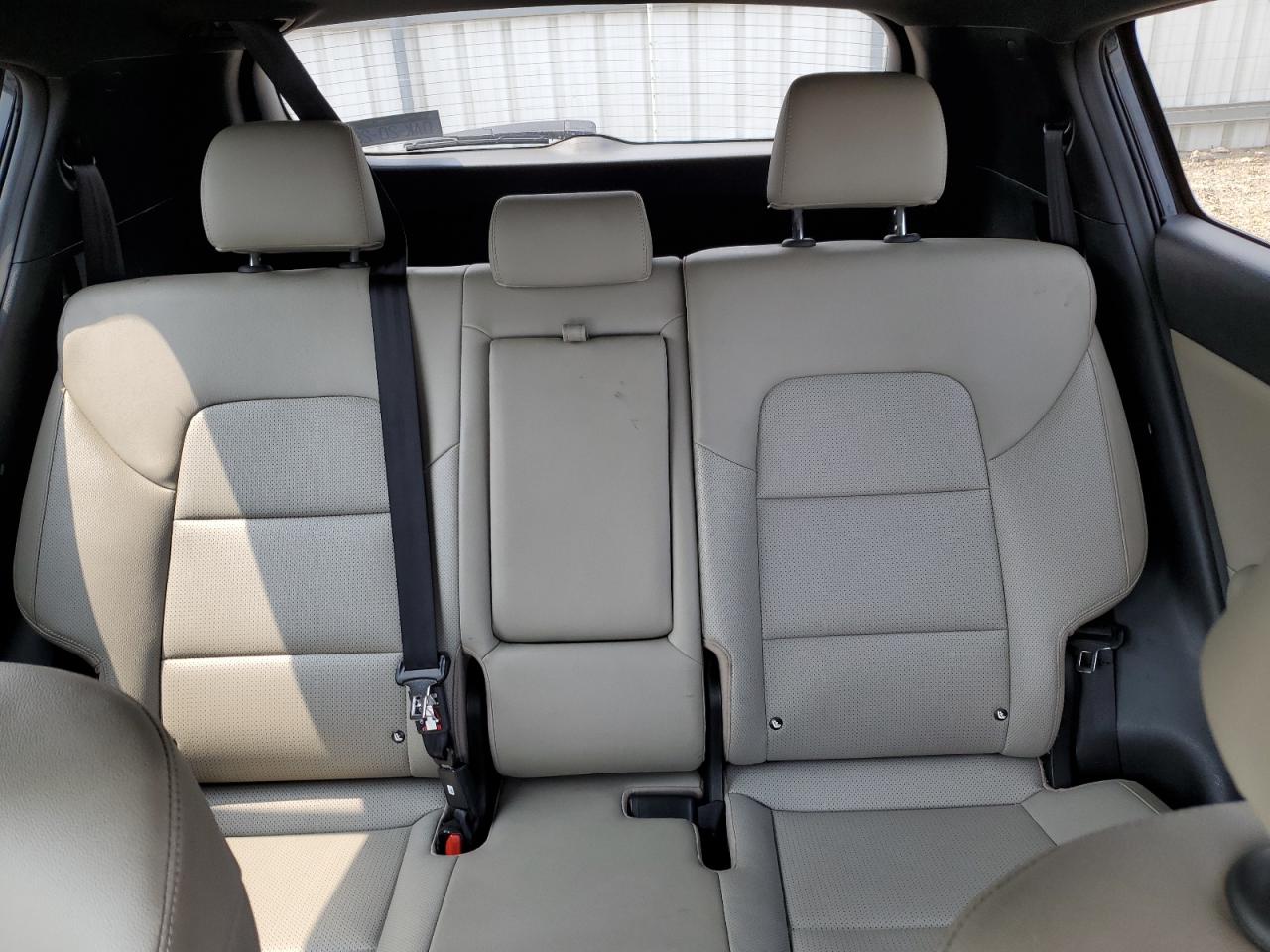 2020 Kia Sportage - Image 10