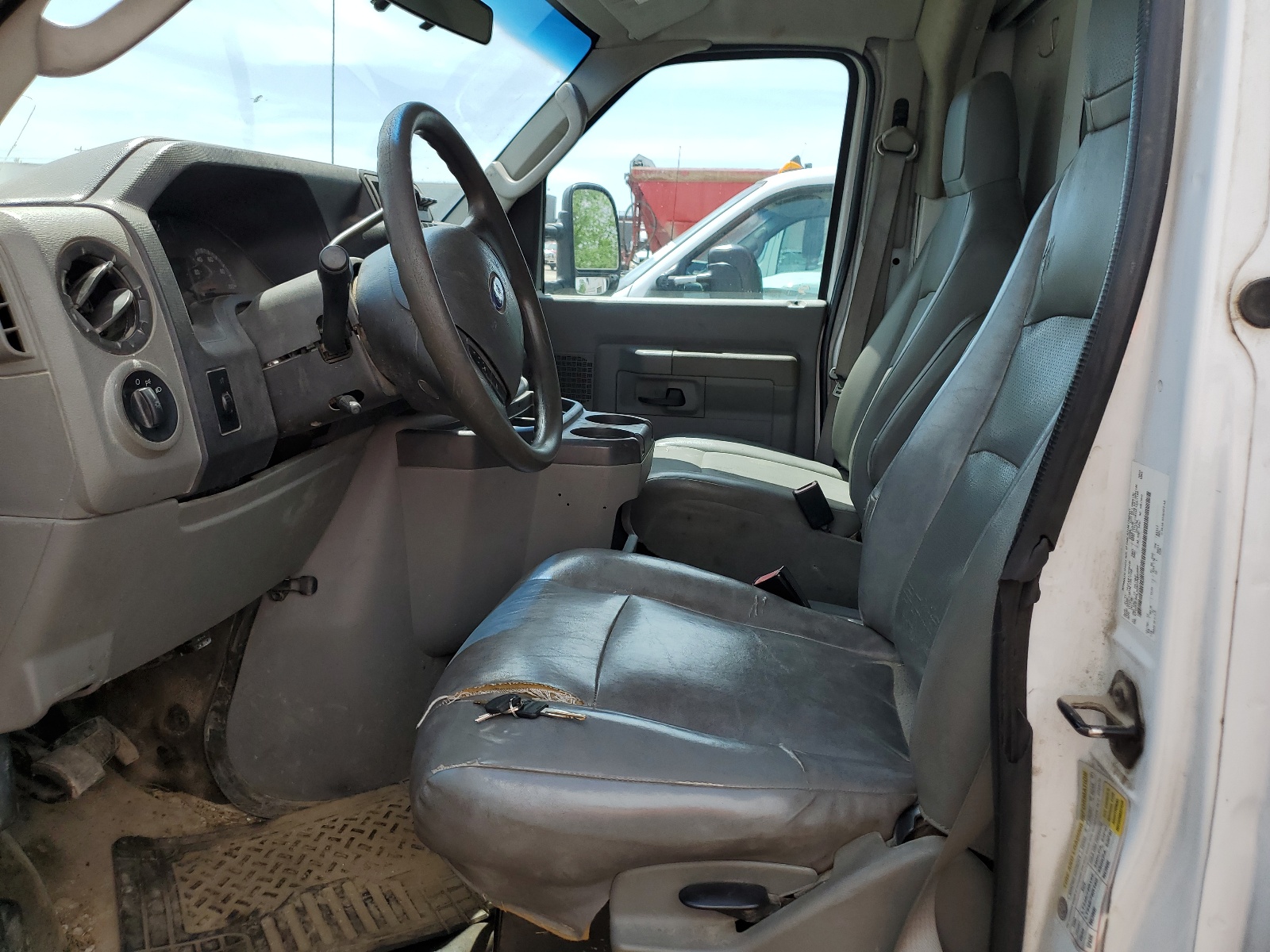 1FDSE3FL9BDA62260 2011 Ford Econoline E350 Super Duty Cutaway Van