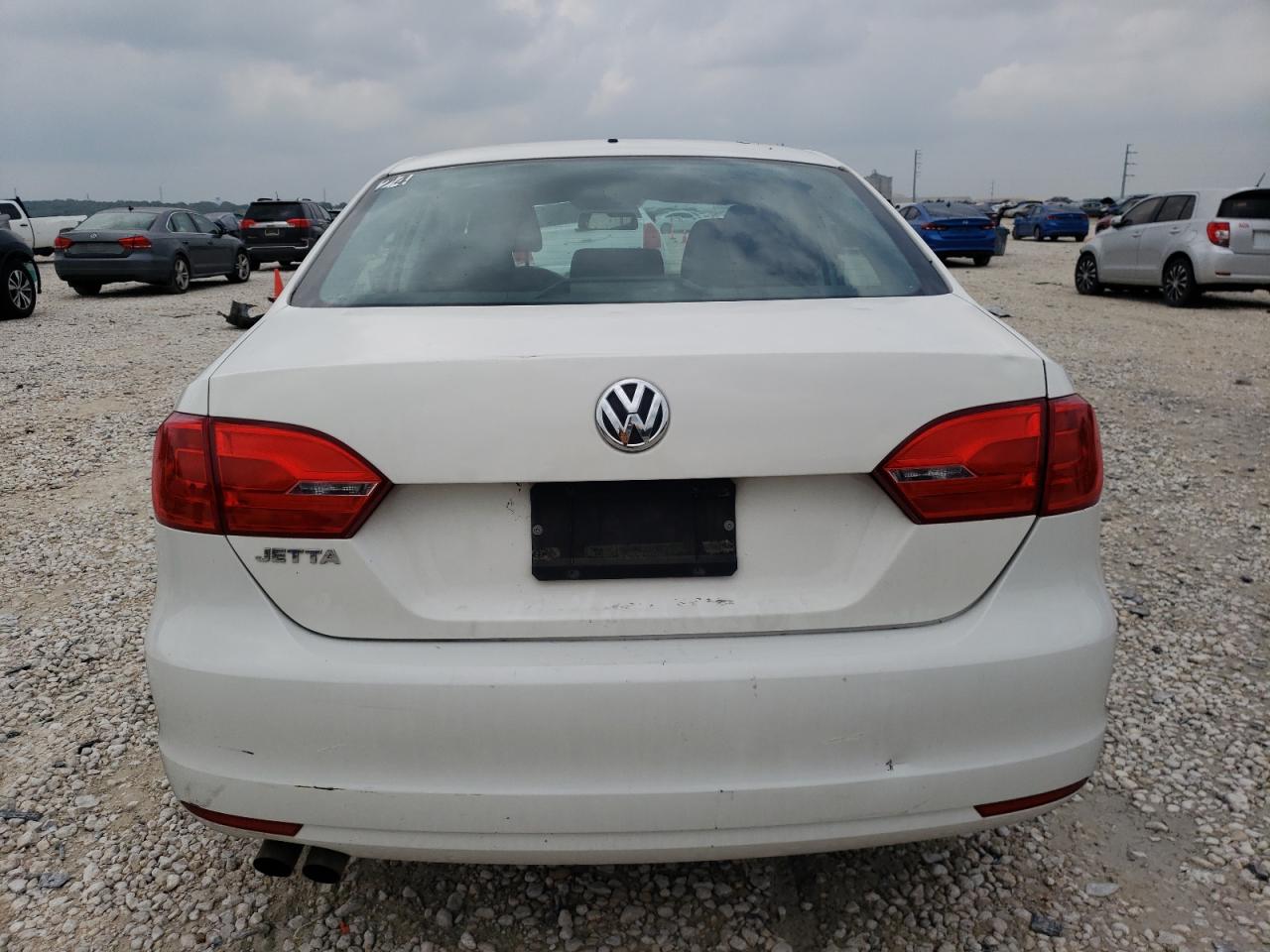 3VW2K7AJ7DM275738 2013 Volkswagen Jetta Base