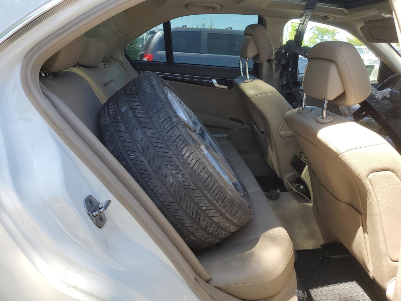 2012 Mercedes-Benz C 300 4Matic VIN: WDDGF8BB1CA617356 Lot: 57290074