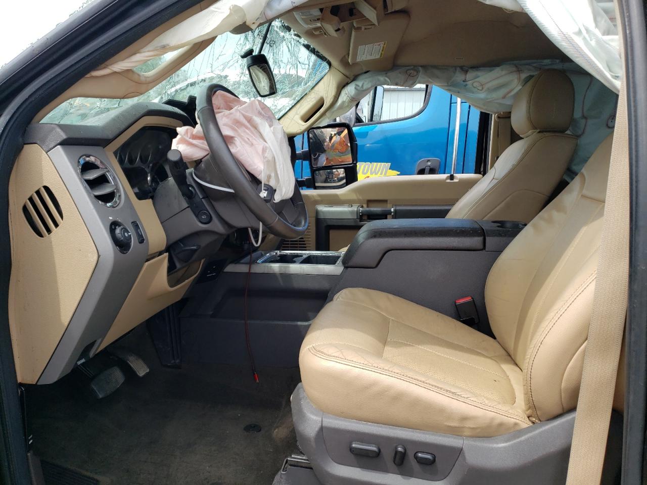 2013 Ford F250 - Image 7
