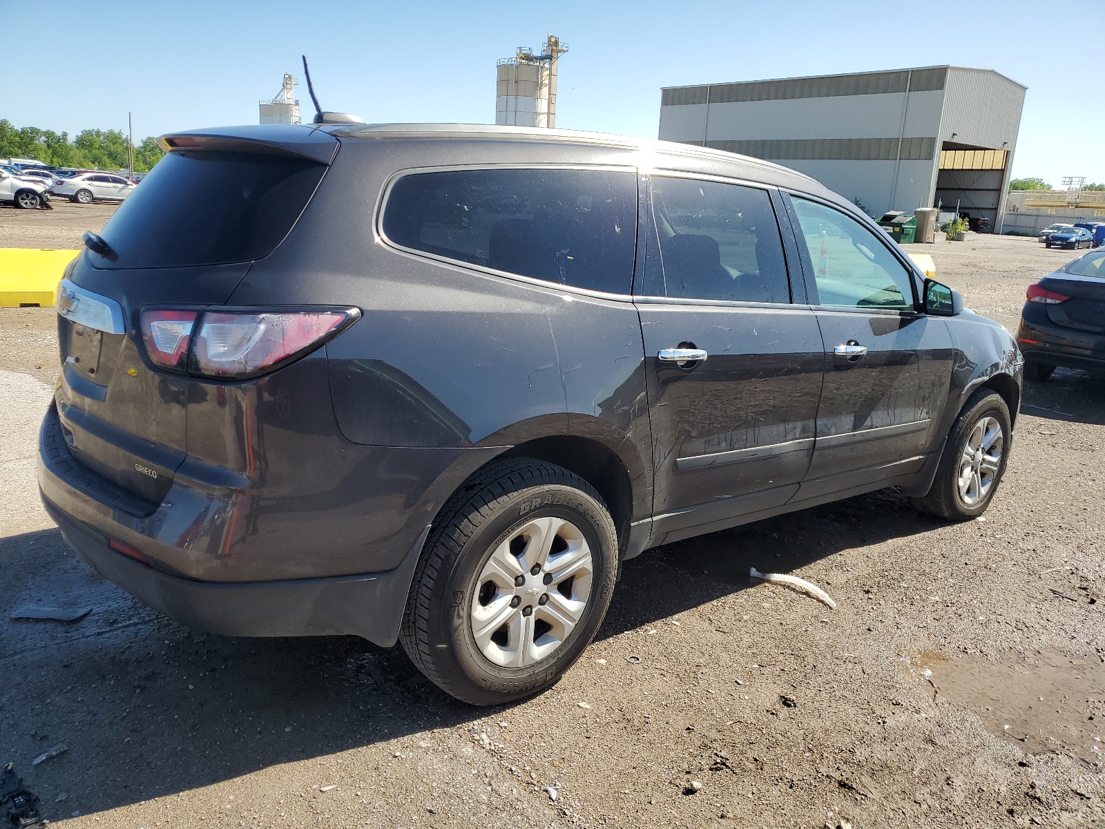 2017 Chevrolet Traverse Ls vin: 1GNKRFED5HJ238436