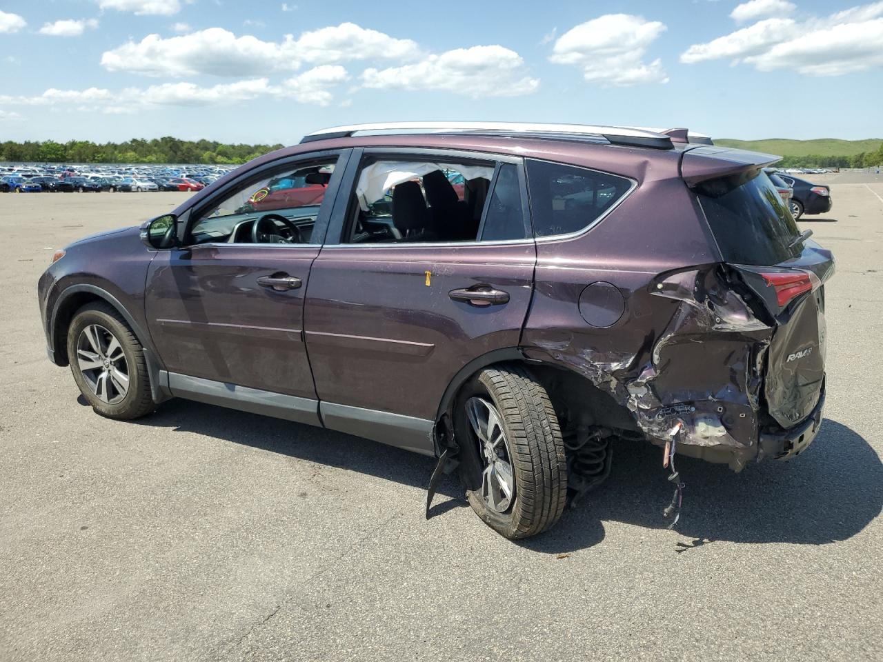 2T3RFREV0JW847435 TOYOTA RAV4 2018
