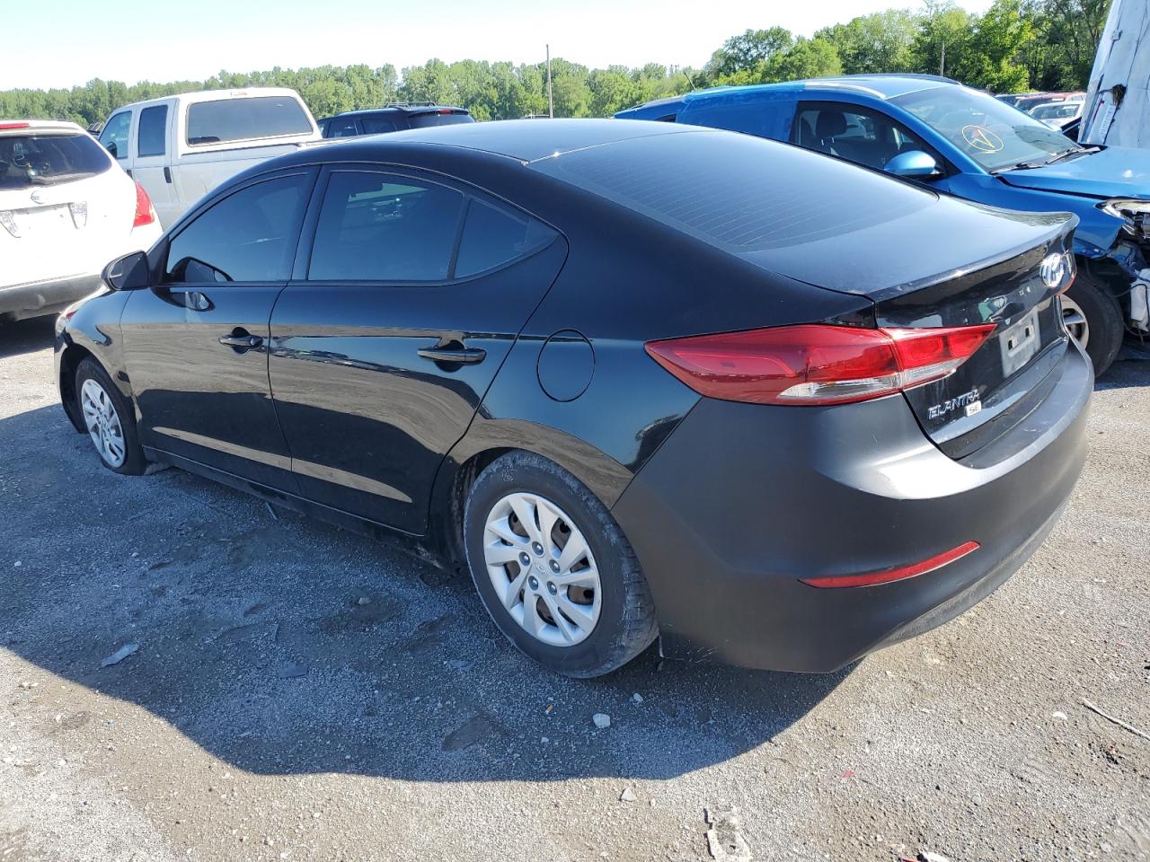 5NPD74LF5JH238368 2018 HYUNDAI ELANTRA - Image 2