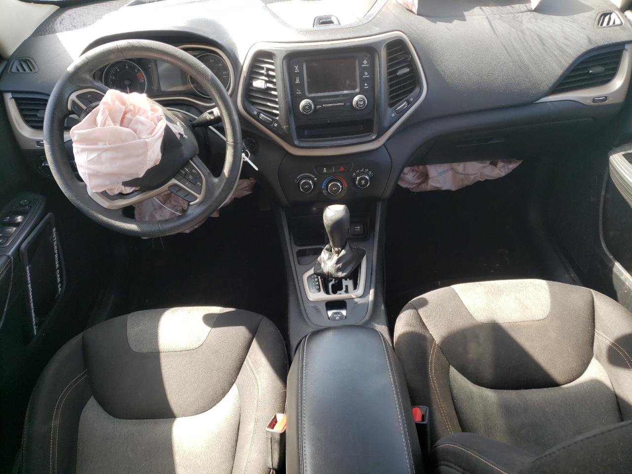 2017 Jeep Cherokee Sport VIN: 1C4PJLAB2HW560270 Lot: 56395324