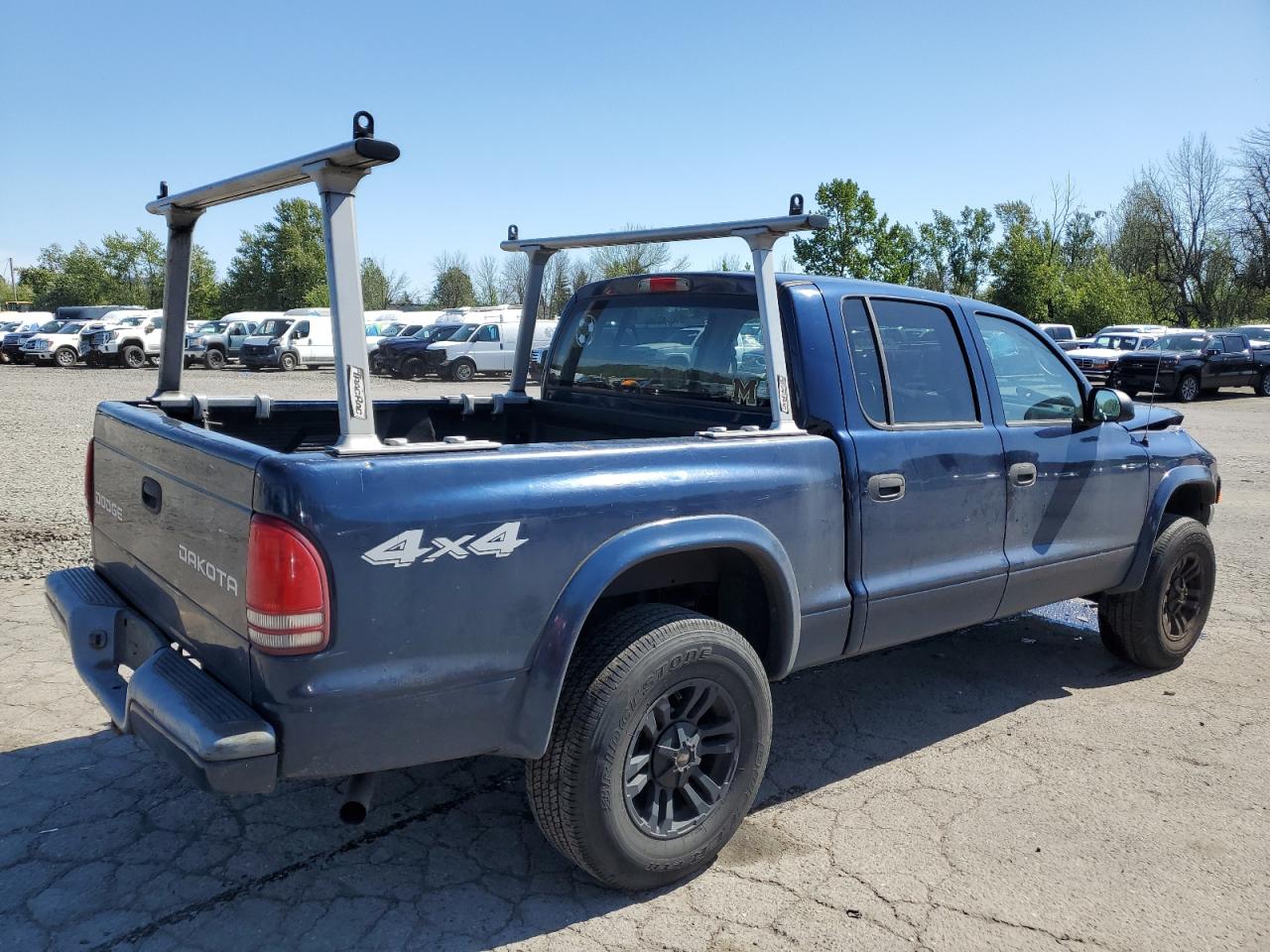 2004 Dodge Dakota - Image 3