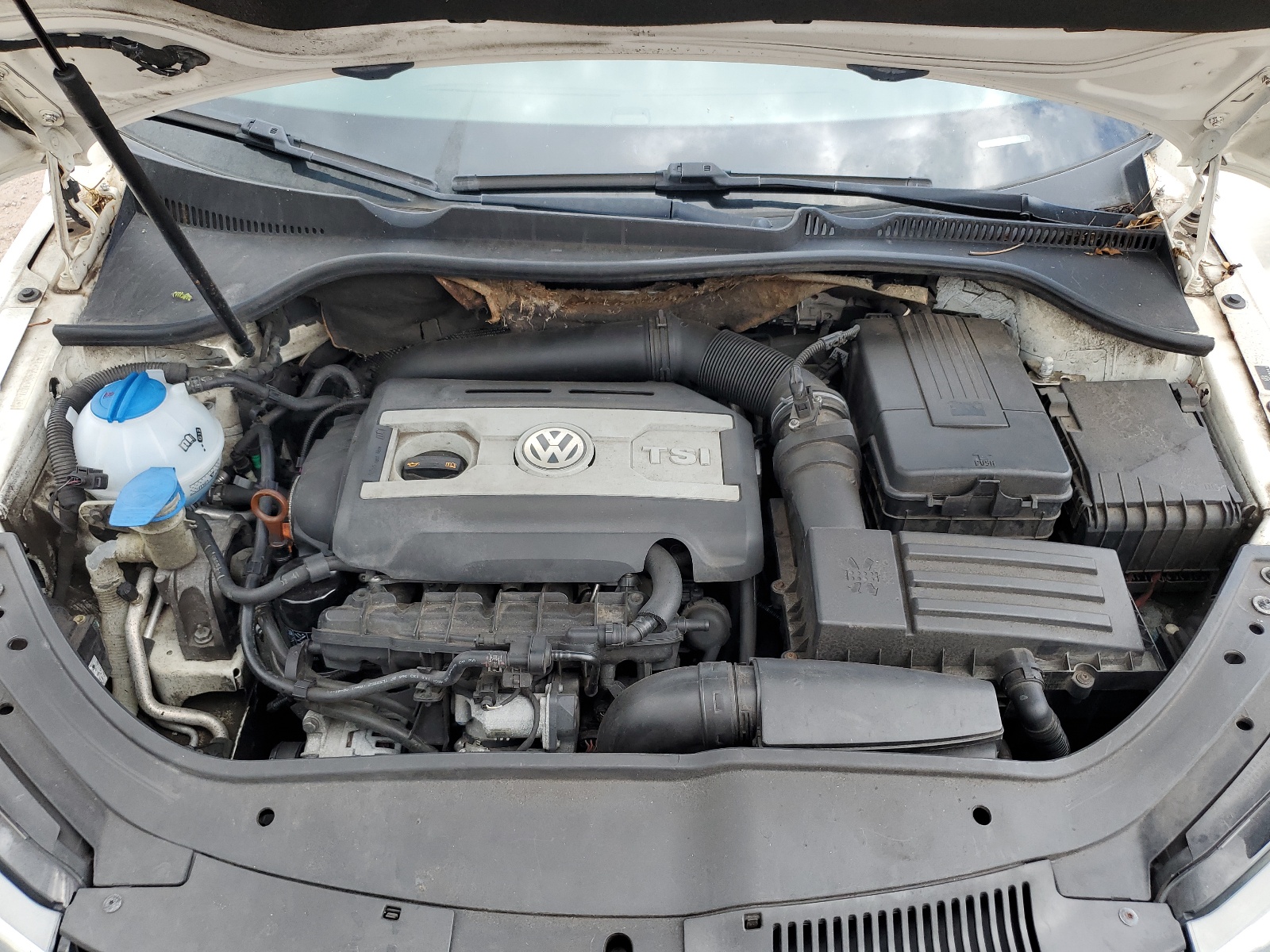 2012 Volkswagen Eos Komfort vin: WVWBW7AH9CV000073