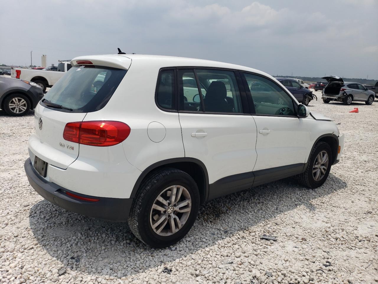 VIN WVGAV3AXXEW552365 2014 VOLKSWAGEN TIGUAN no.3