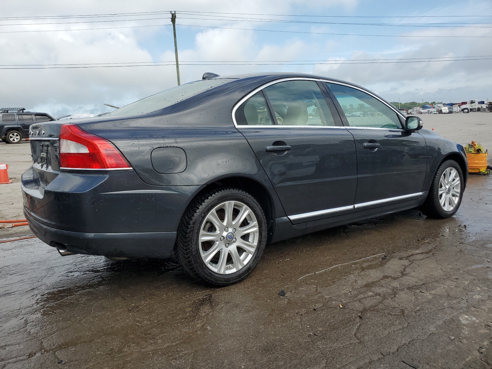 YV1952AS0B1144613 2011 Volvo S80 3.2